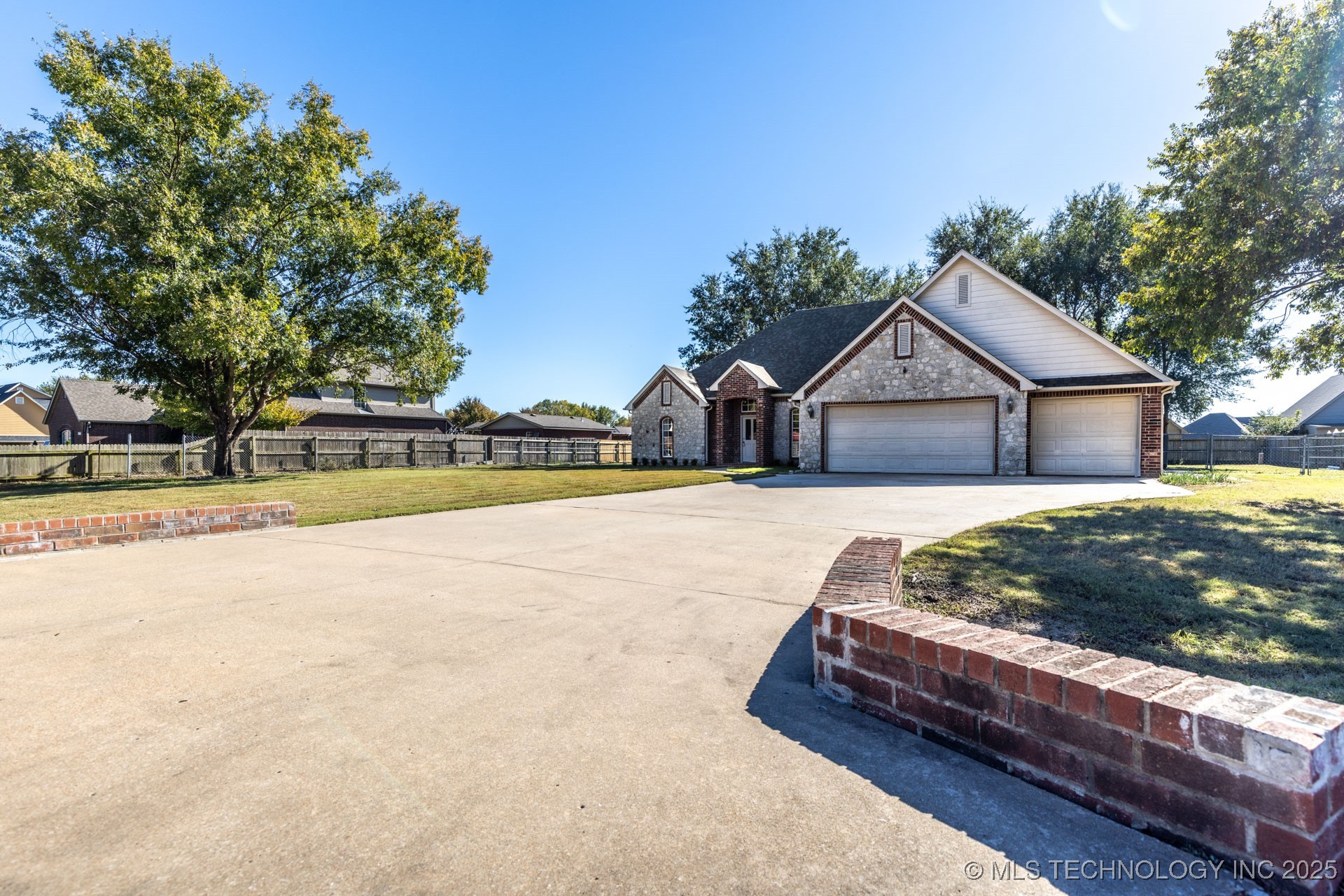21440 E 104th Street S Broken Arrow OK 74014