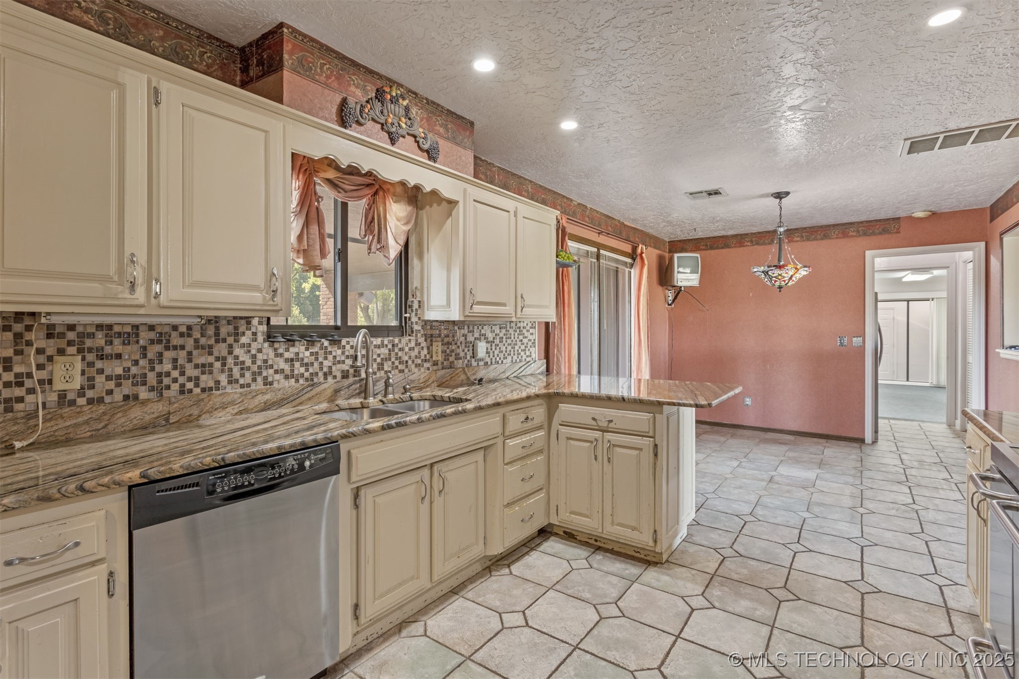28059 E 119th Street S Coweta OK 74429