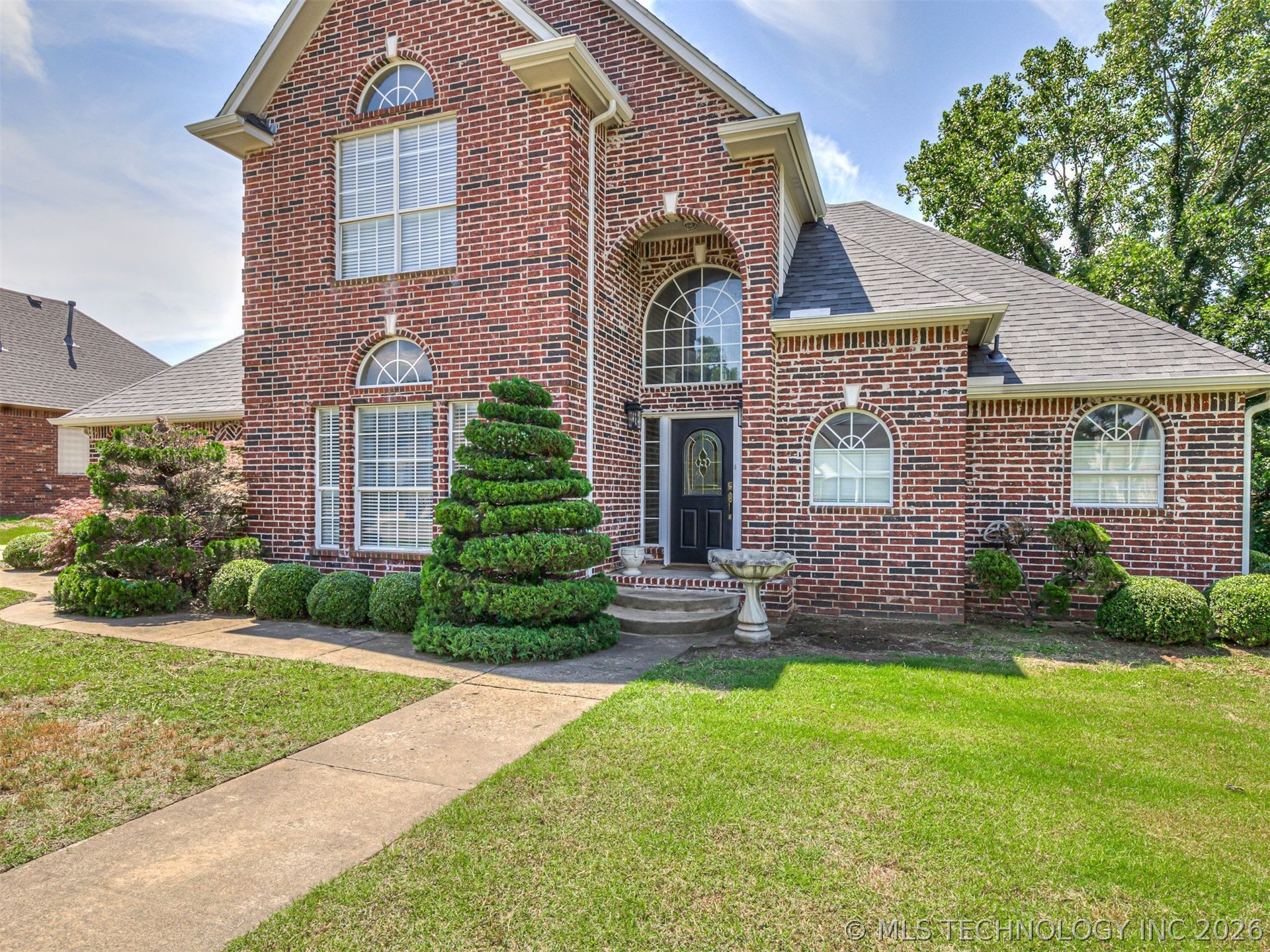 614 W 37th Place Sand Springs OK 74063