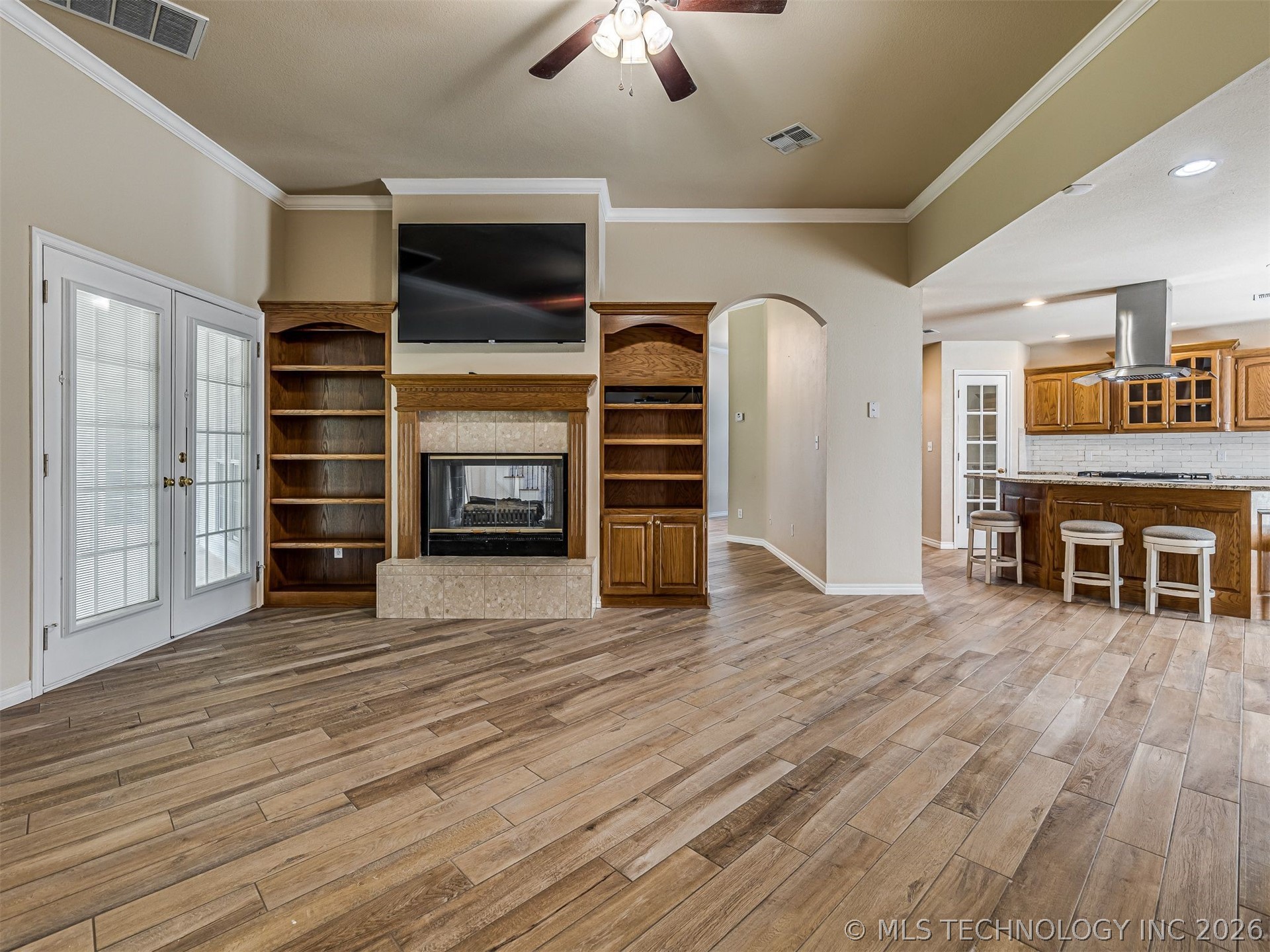 614 W 37th Place Sand Springs OK 74063