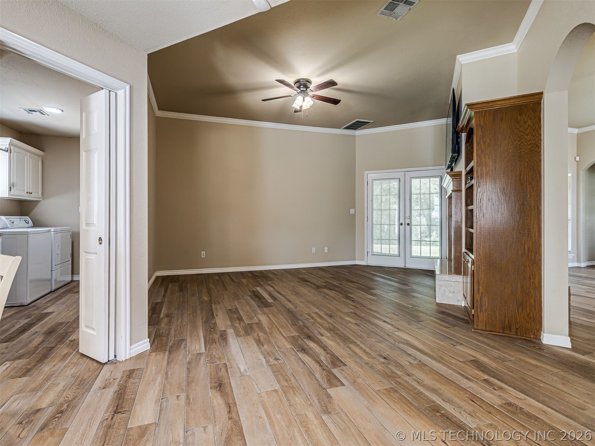 614 W 37th Place Sand Springs OK 74063