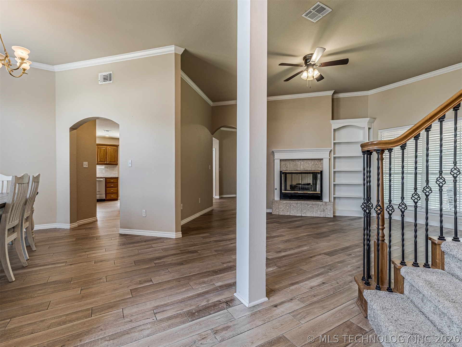 614 W 37th Place Sand Springs OK 74063