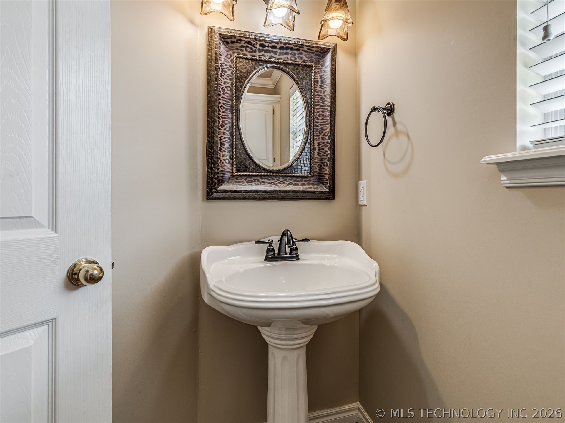 614 W 37th Place Sand Springs OK 74063