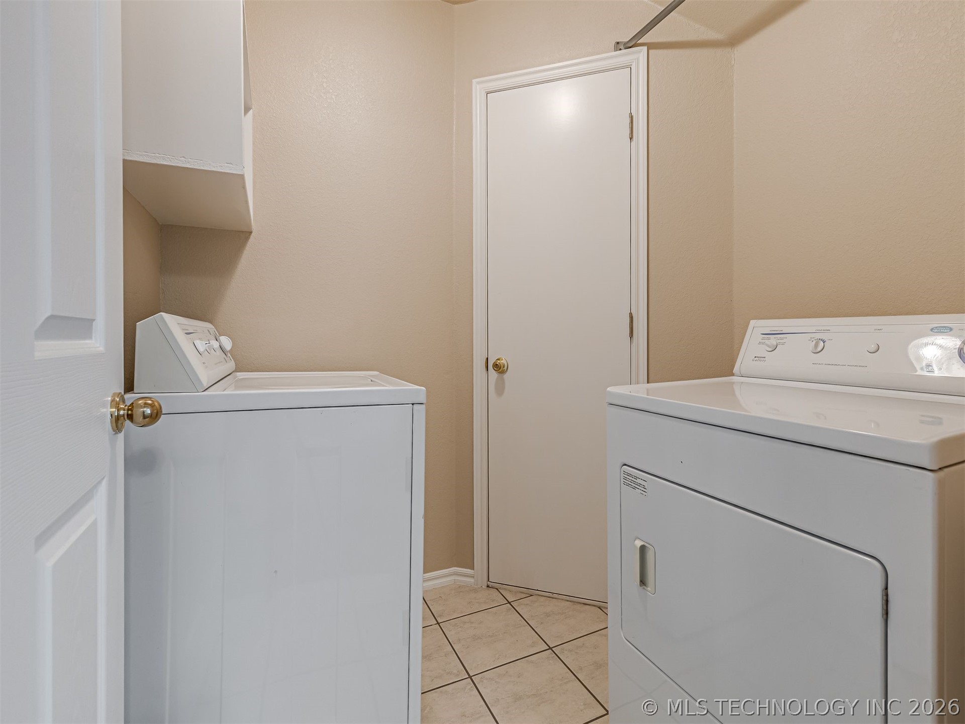 614 W 37th Place Sand Springs OK 74063