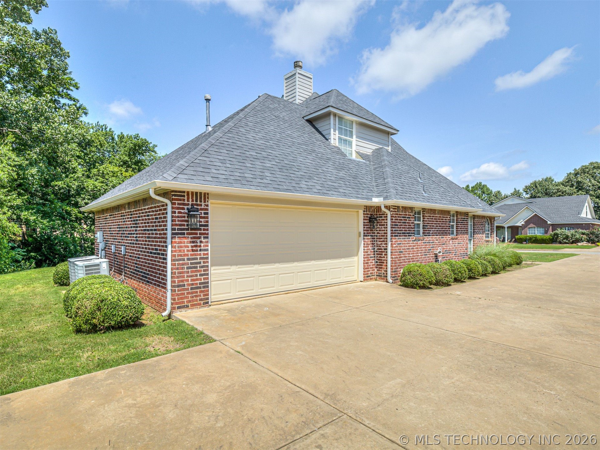 614 W 37th Place Sand Springs OK 74063