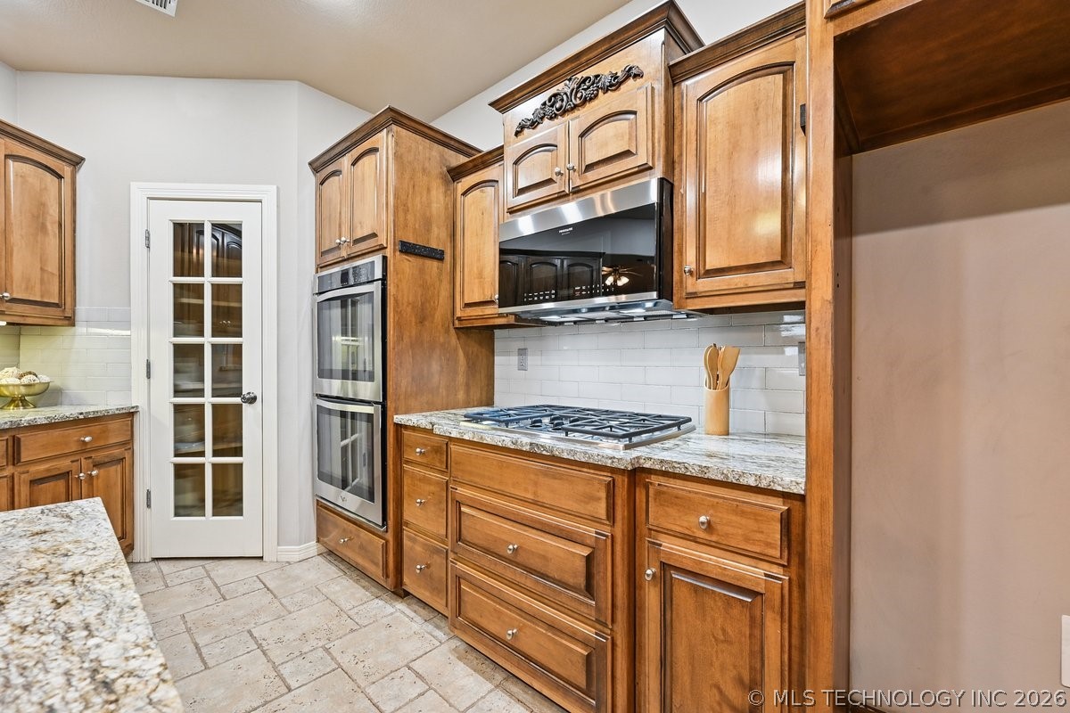 1504 W Plymouth Circle Broken Arrow OK 74012