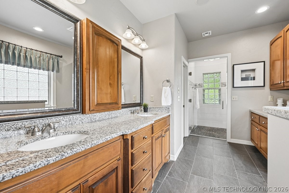 1504 W Plymouth Circle Broken Arrow OK 74012