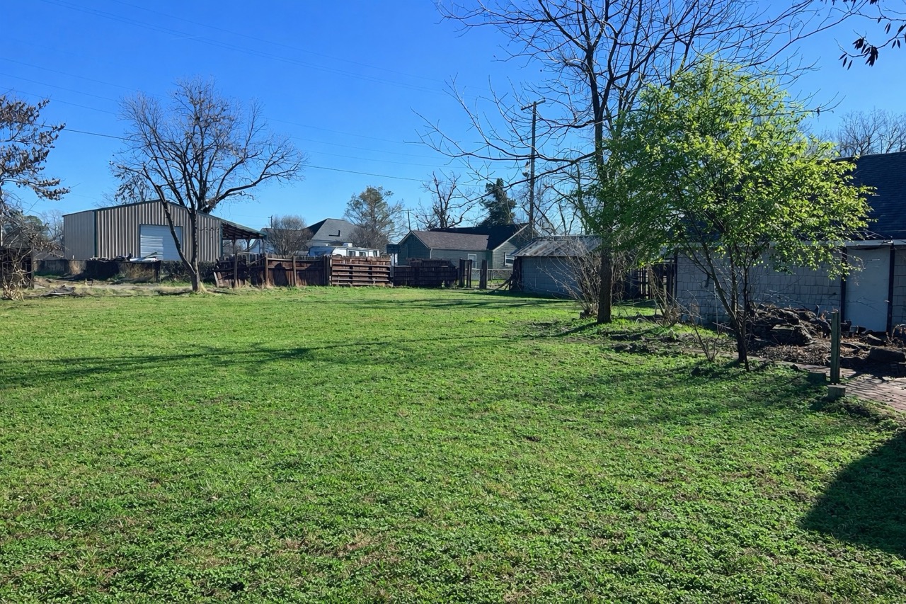 112 S Lee Street W Fort Gibson OK 74434