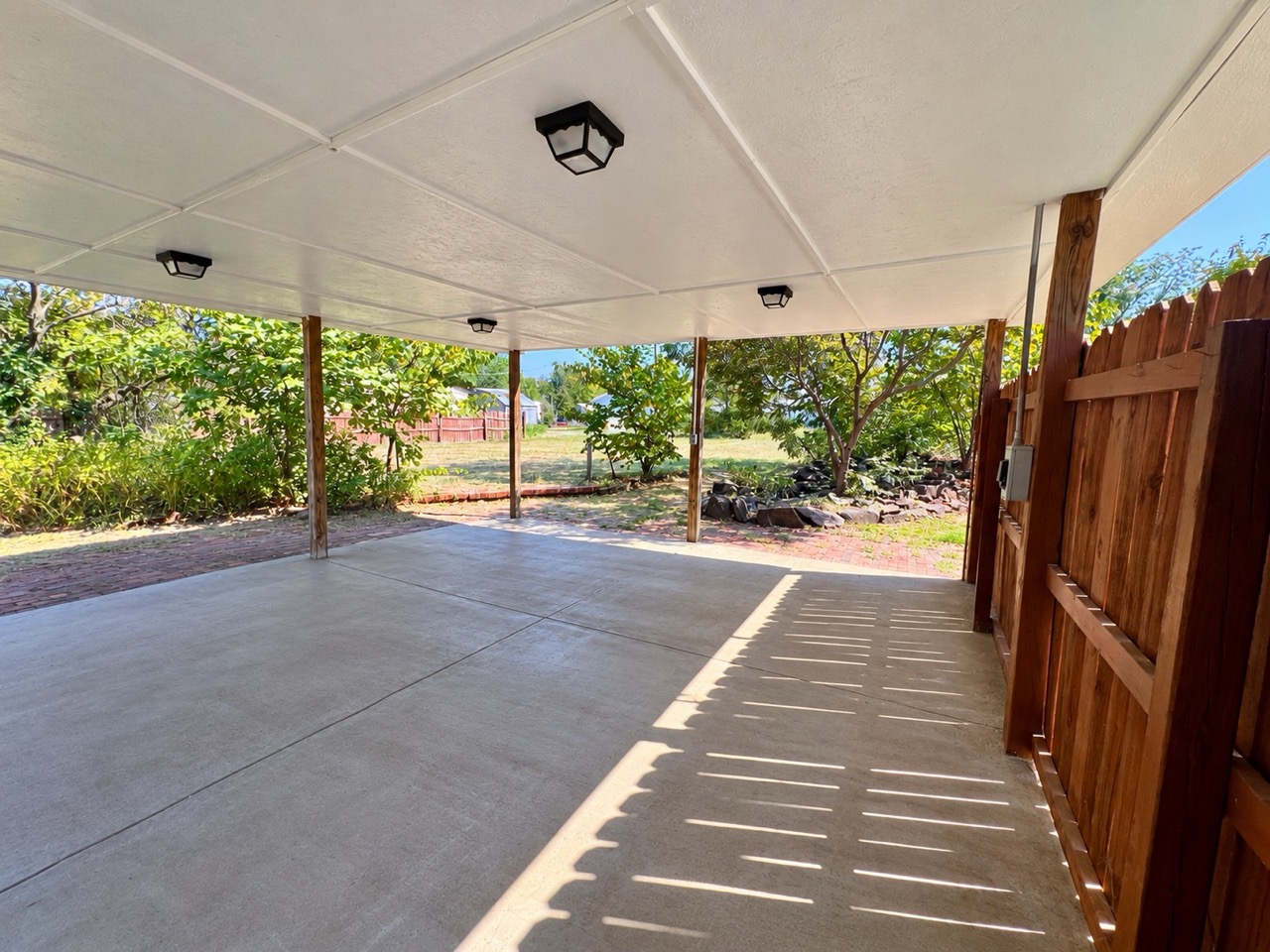 112 S Lee Street W Fort Gibson OK 74434