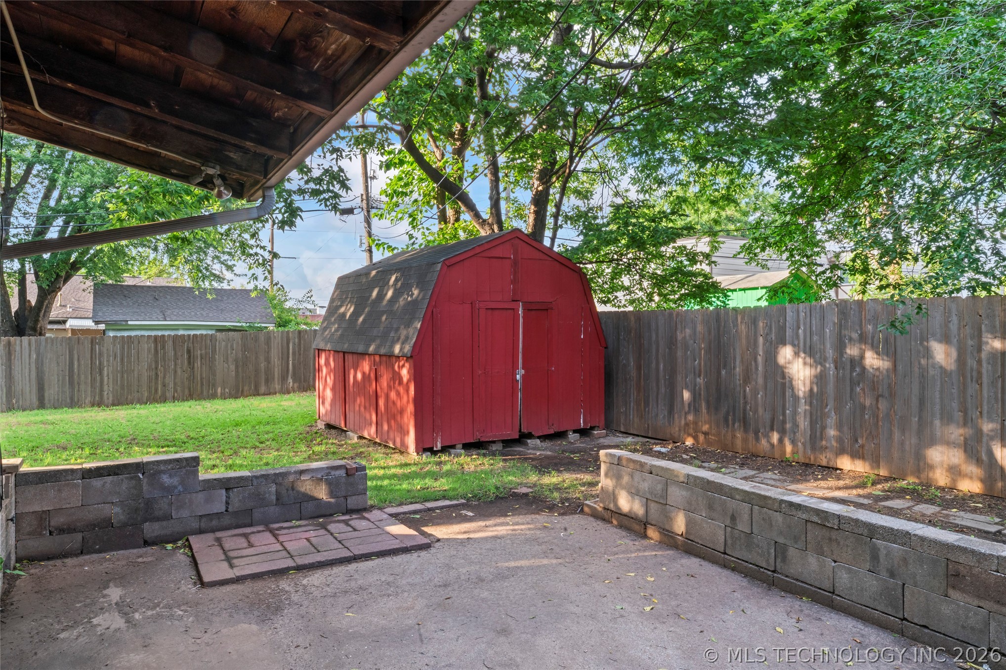 2225 E 12th Place Tulsa OK 74104