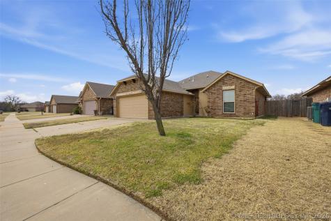 3525 Tecumseh Yukon OK 73099