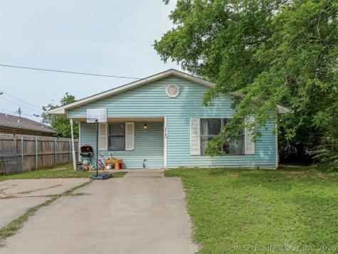 218 S 3rd Avenue Stroud OK 74079