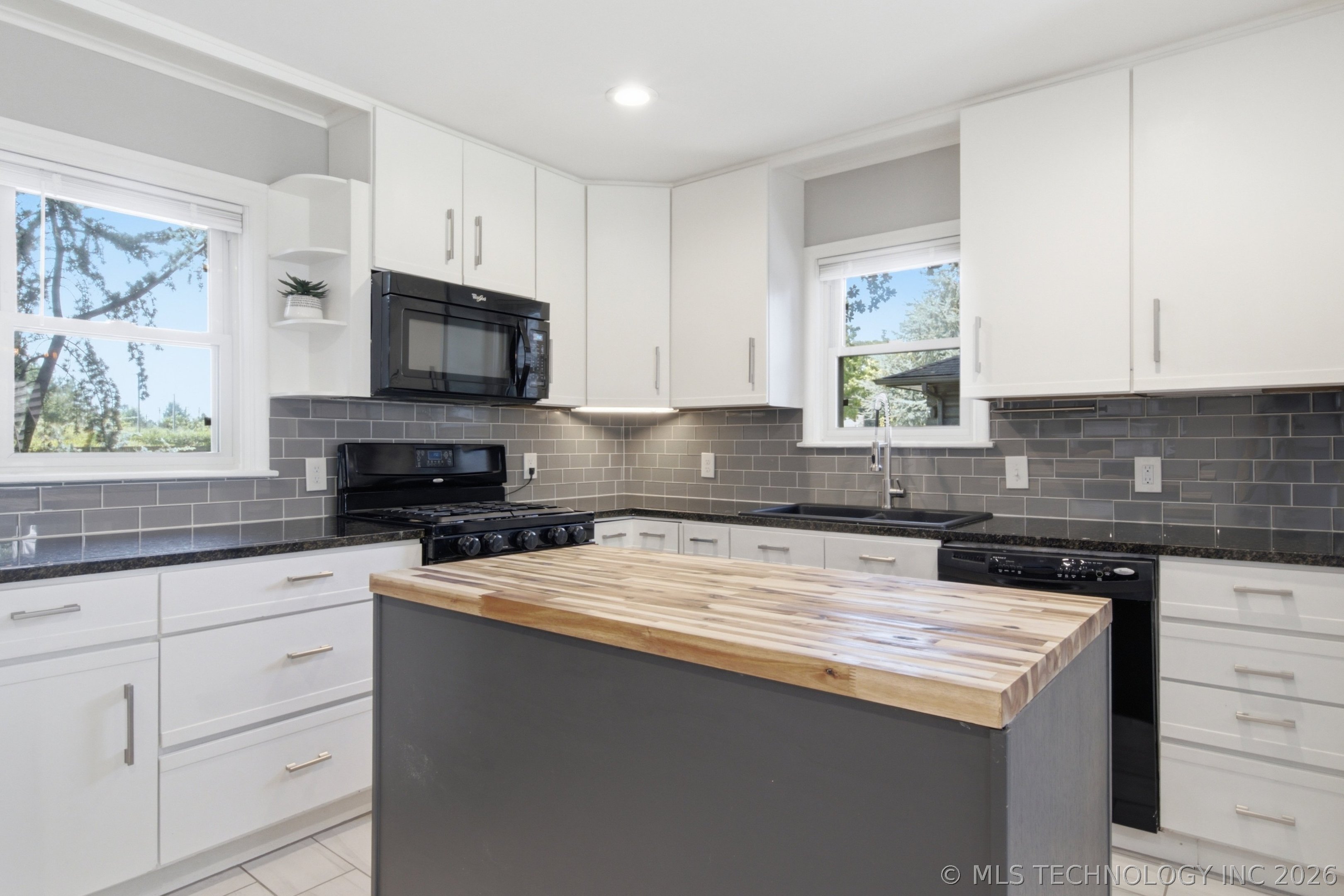 3121 S Boston Court Tulsa OK 74105