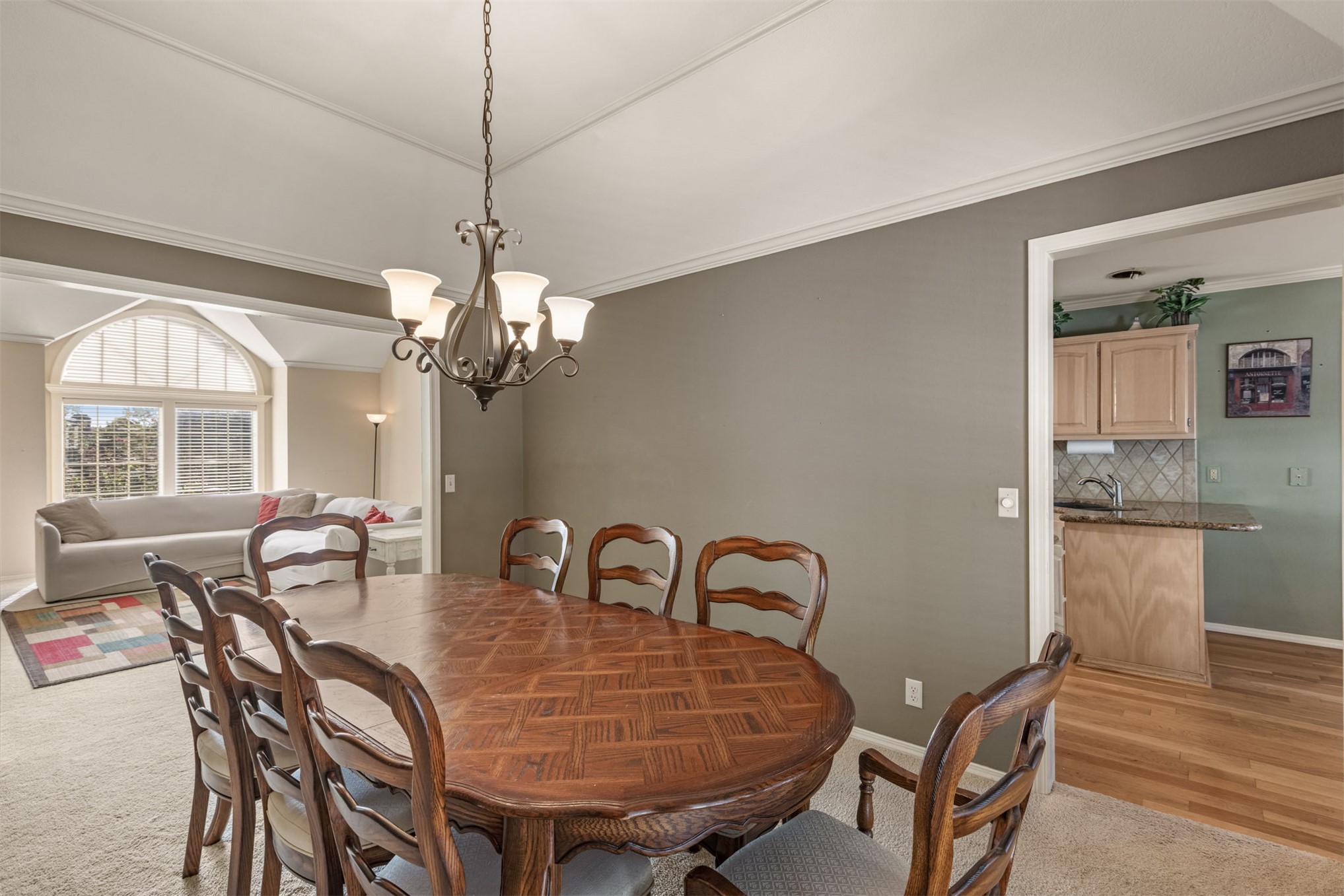2807 E 83rd Street Tulsa OK 74137