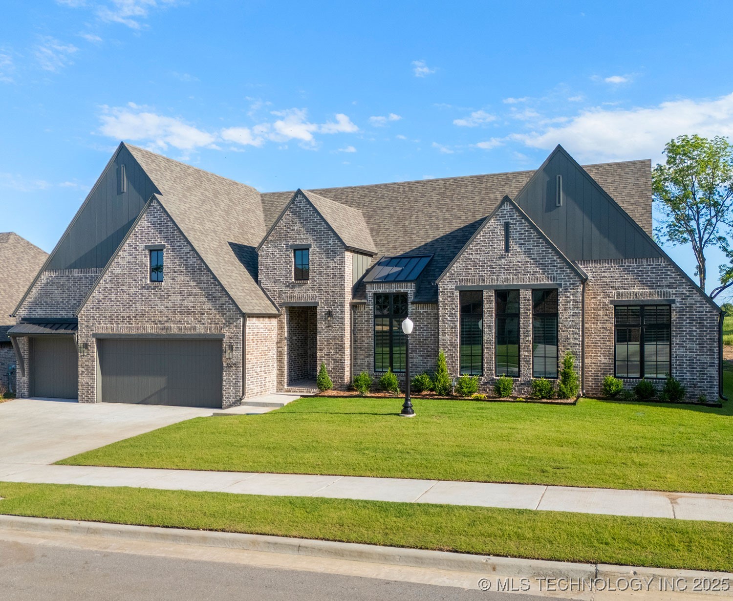 1603 Pinecrest Drive Claremore OK 74017