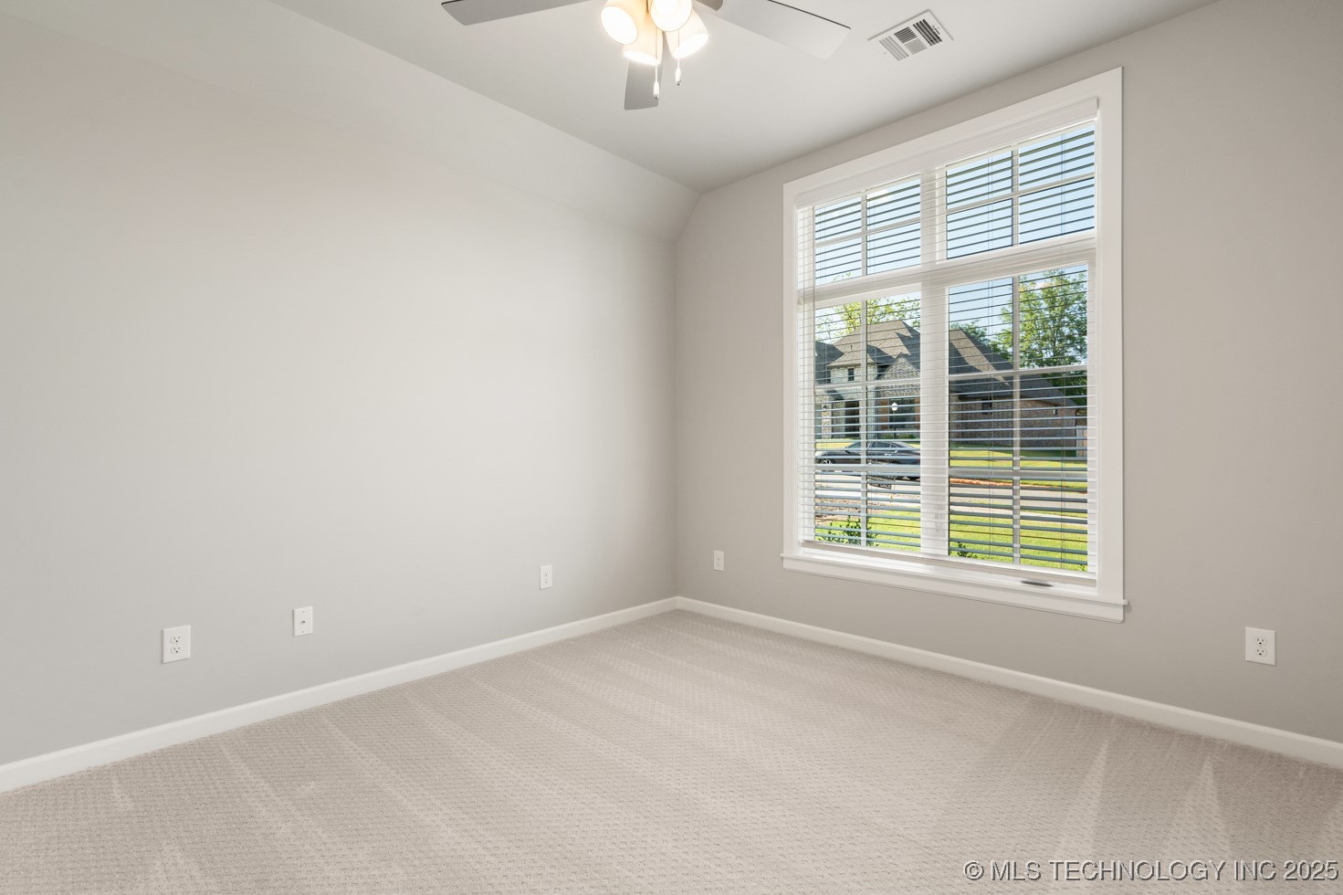 1603 Pinecrest Drive Claremore OK 74017