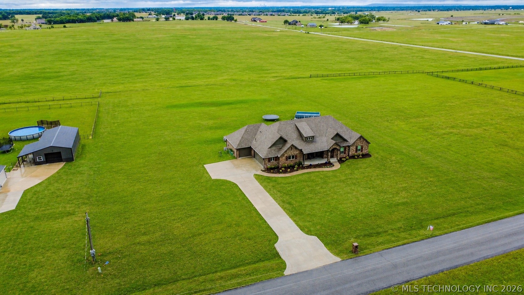 6706 E 136th Street Collinsville OK 74021