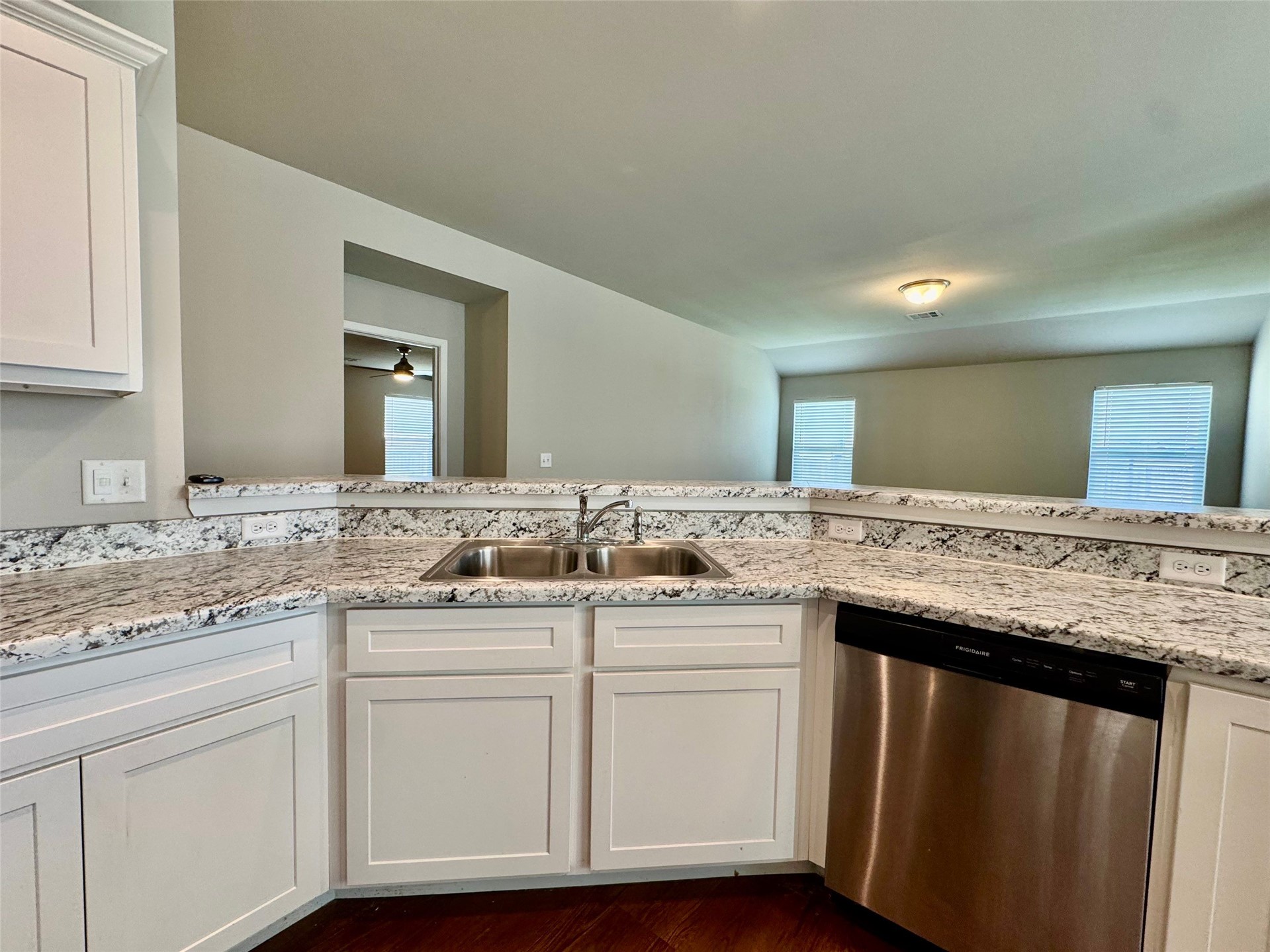 14127 N 73rd Eastavenue Collinsville OK 74021