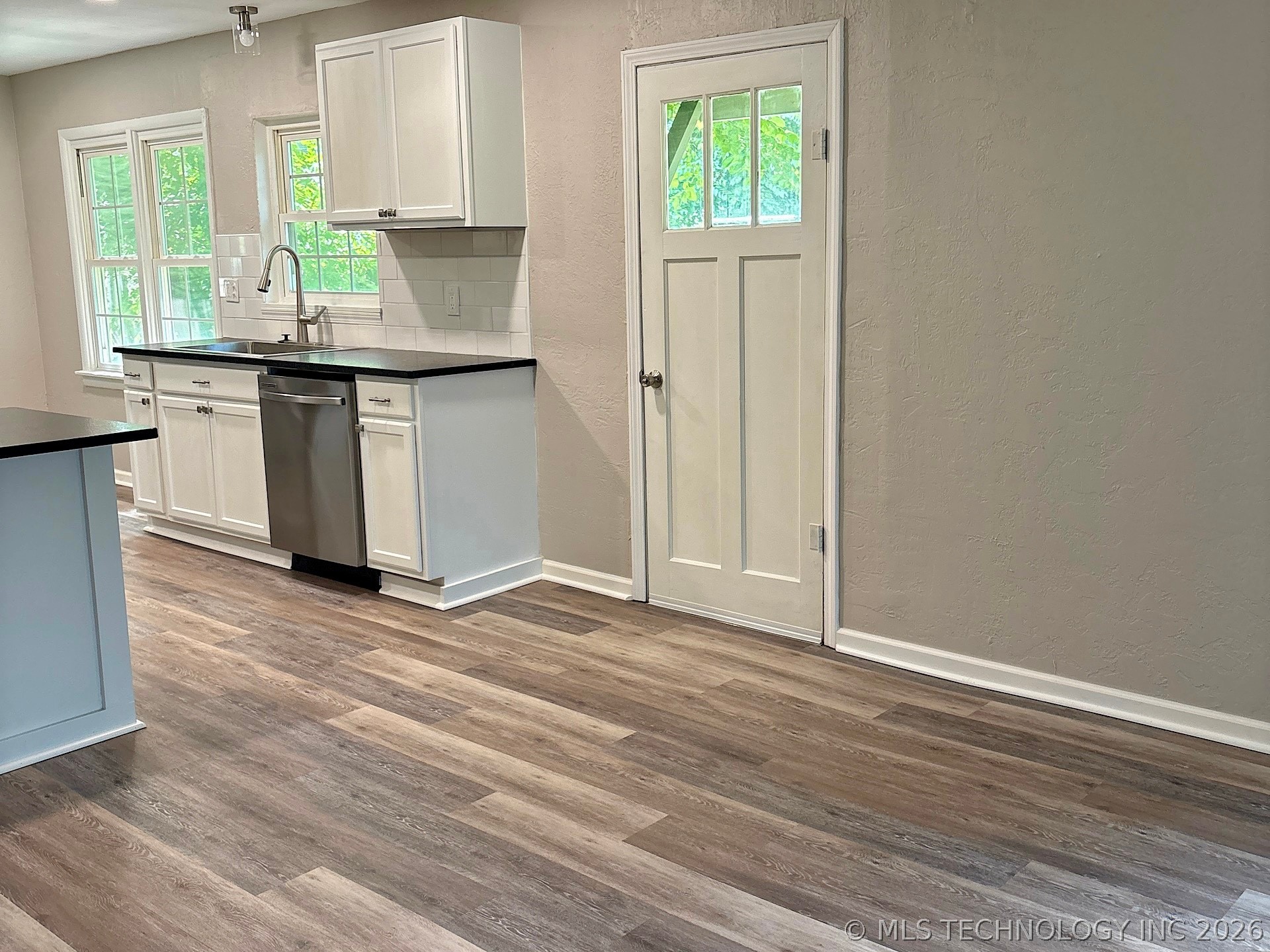 1121 E Walnut Street Cushing OK 74023