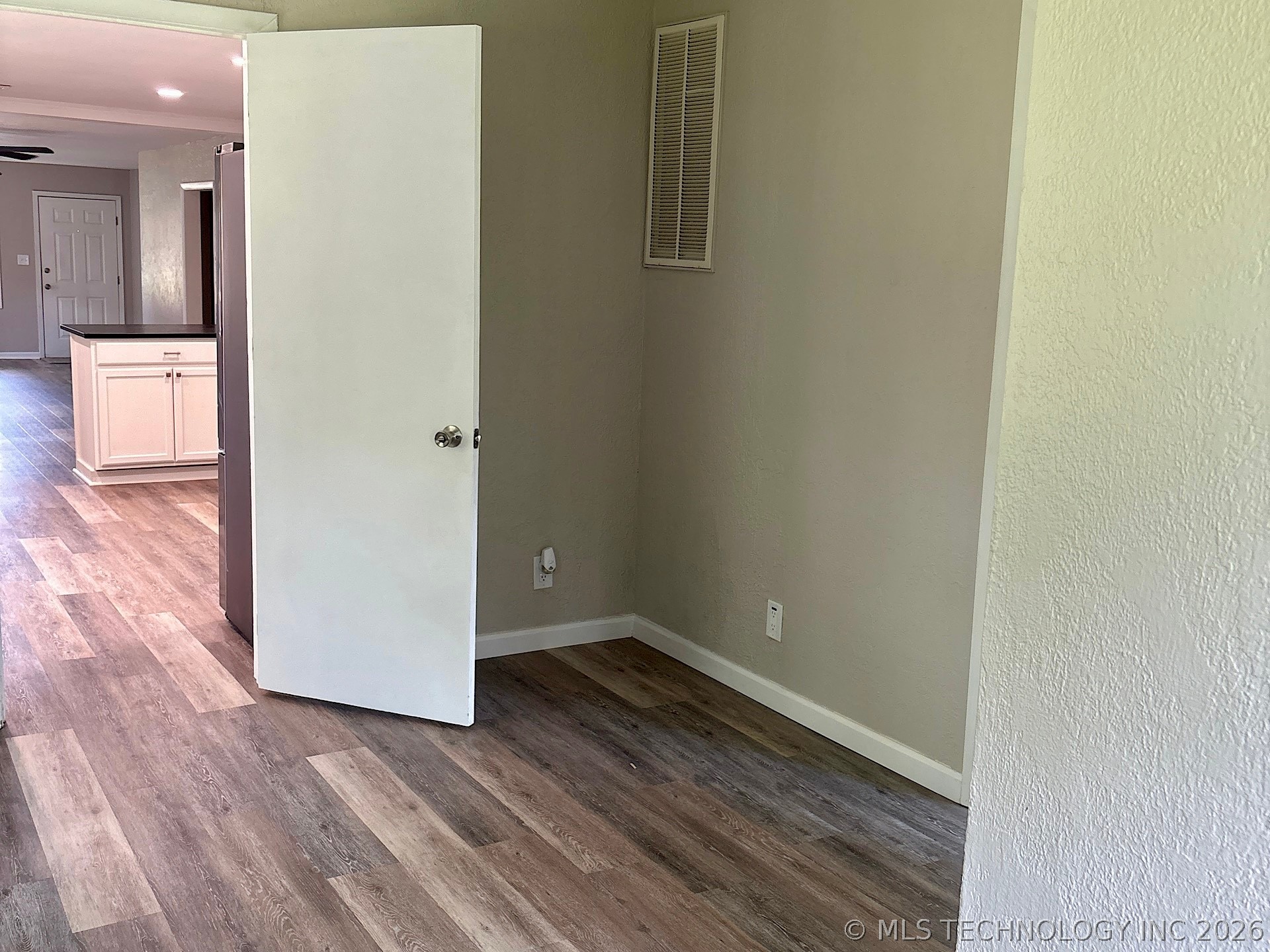 1121 E Walnut Street Cushing OK 74023