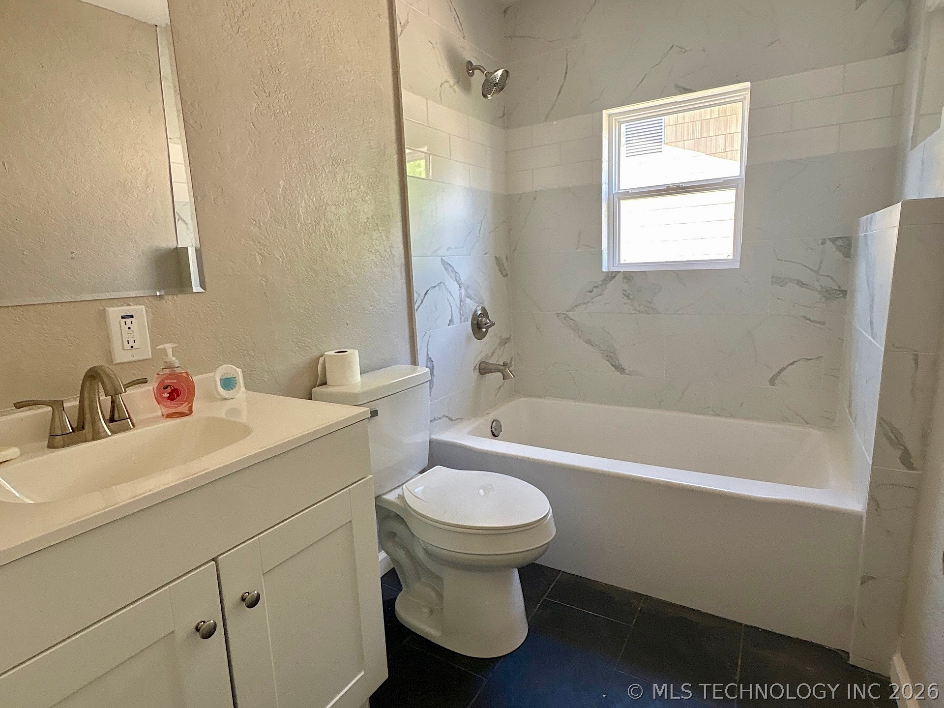1121 E Walnut Street Cushing OK 74023