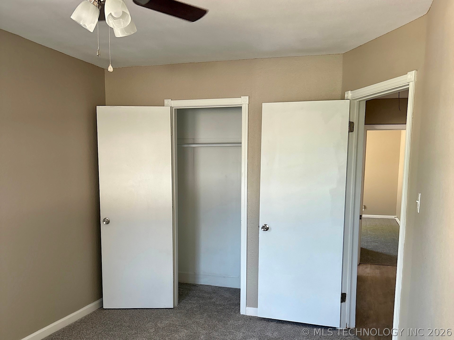 1121 E Walnut Street Cushing OK 74023
