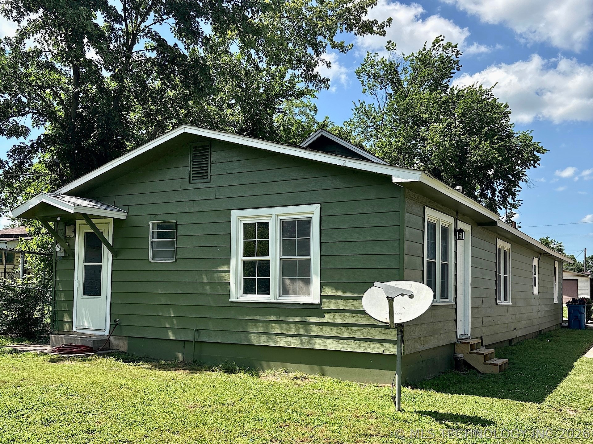 1121 E Walnut Street Cushing OK 74023