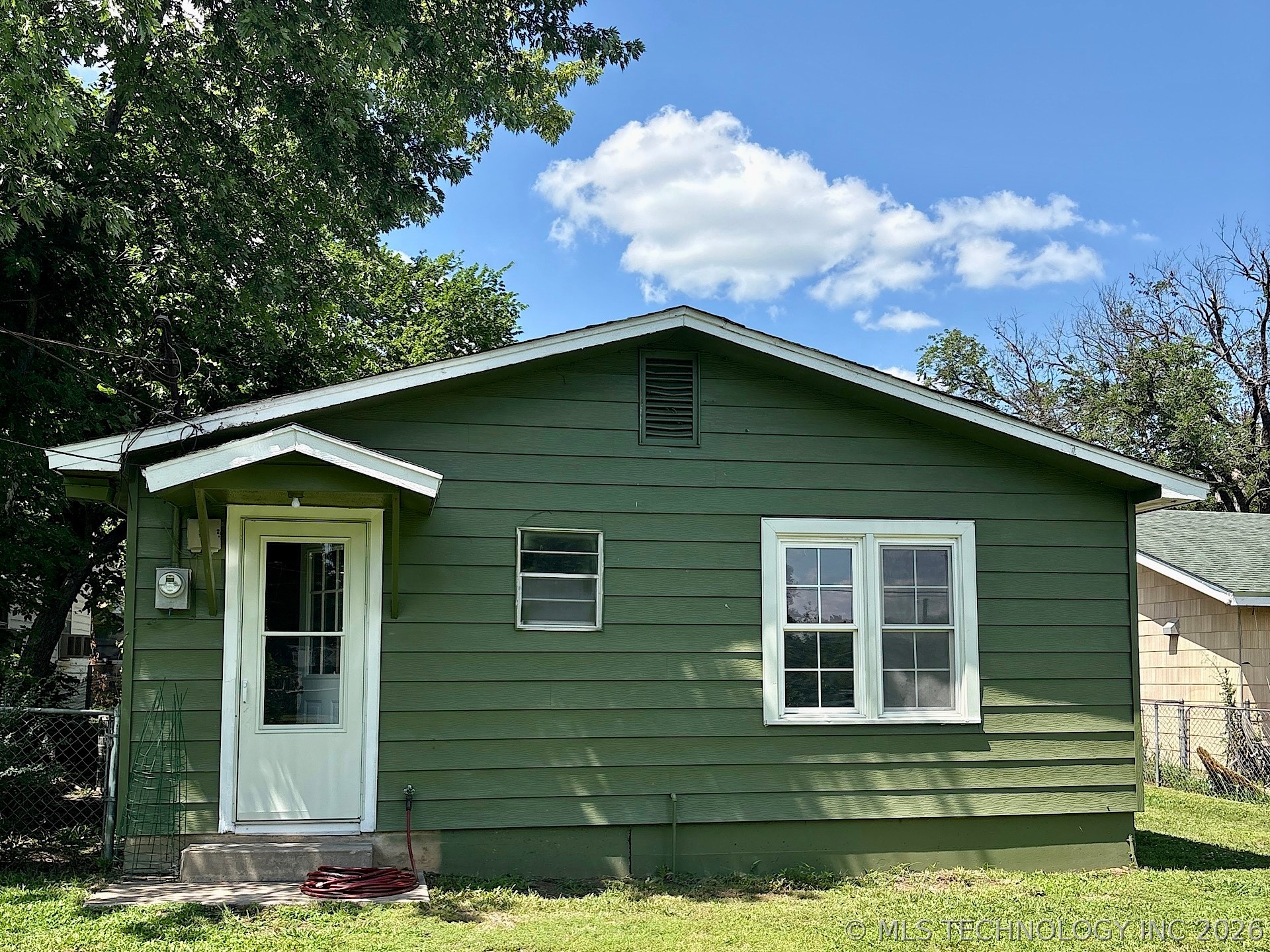 1121 E Walnut Street Cushing OK 74023