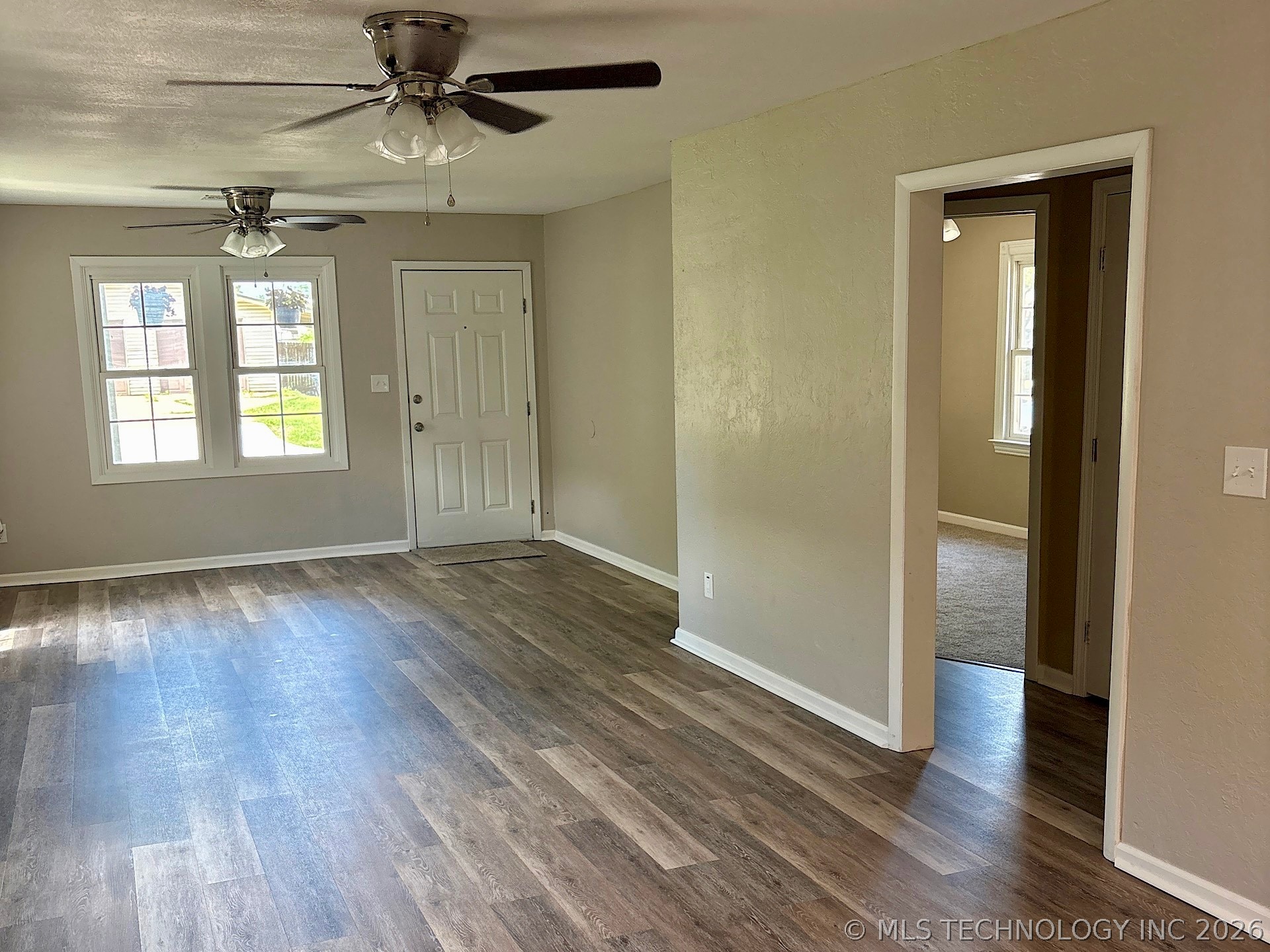 1121 E Walnut Street Cushing OK 74023