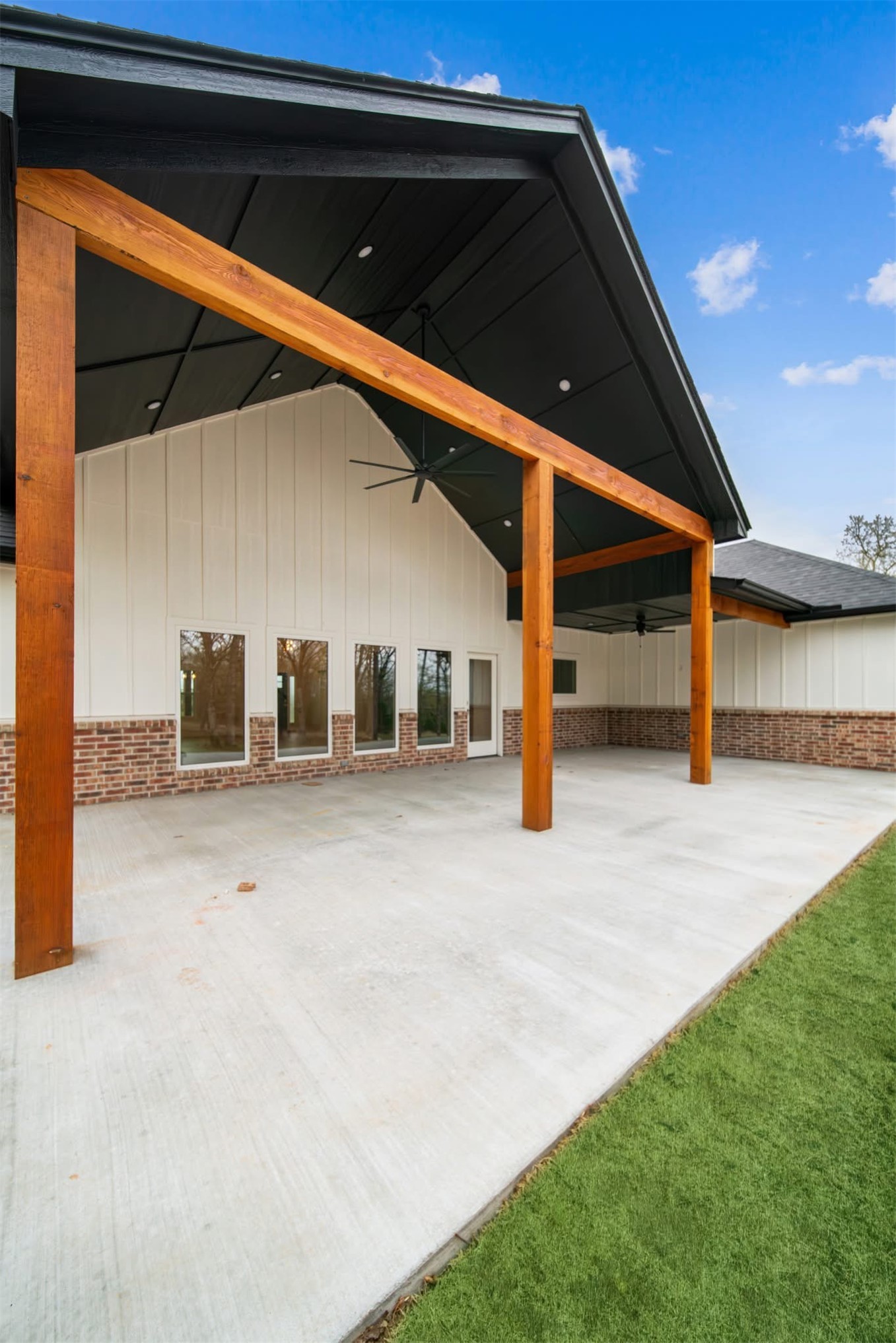 2160 S 361st West Avenue Mannford OK 74044