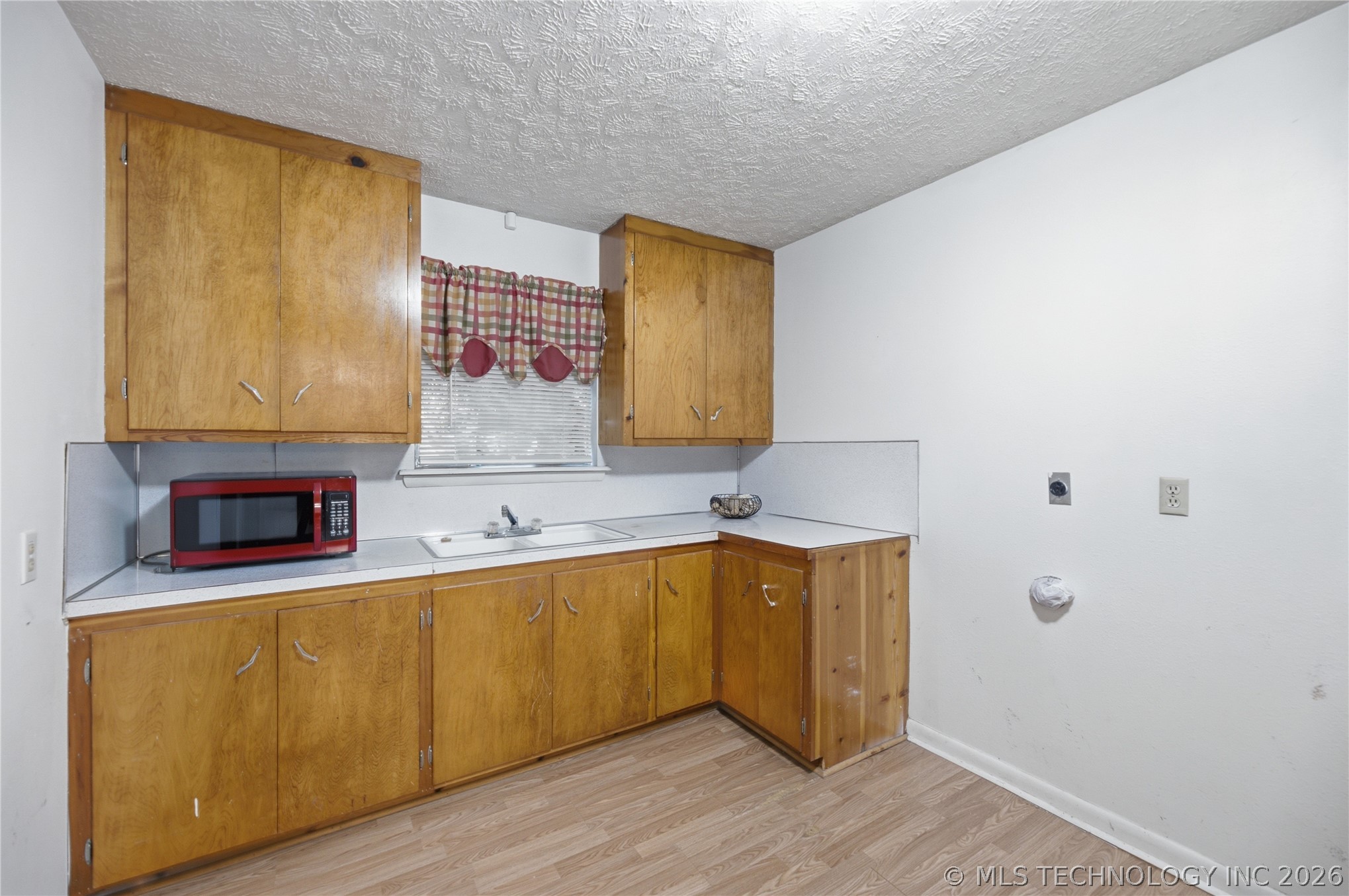 119 W Ross Street Locust Grove OK 74352