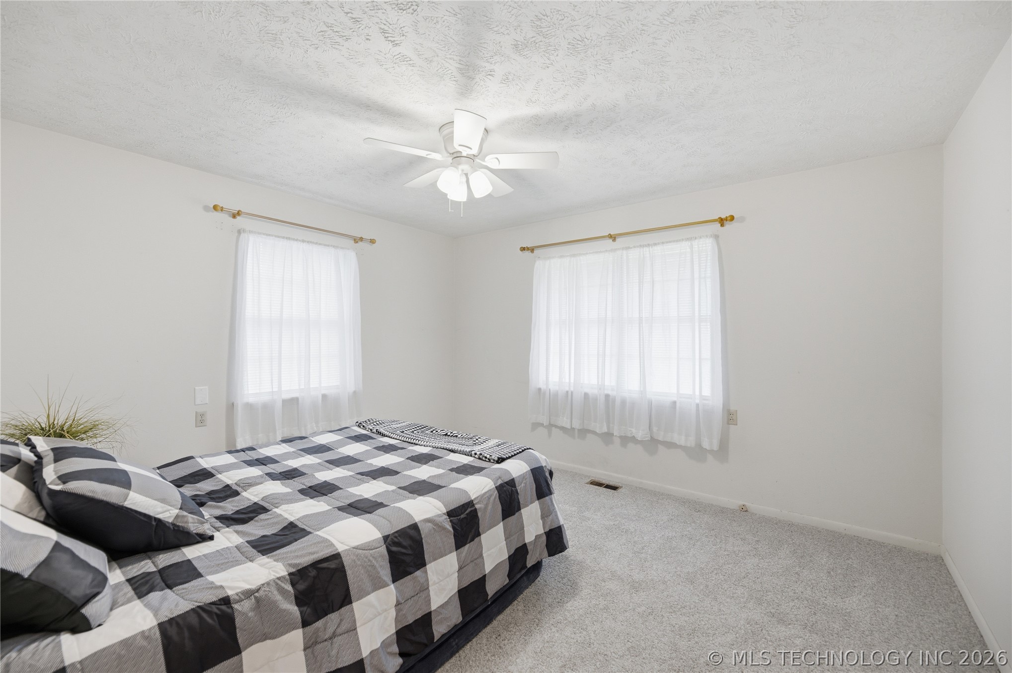 119 W Ross Street Locust Grove OK 74352