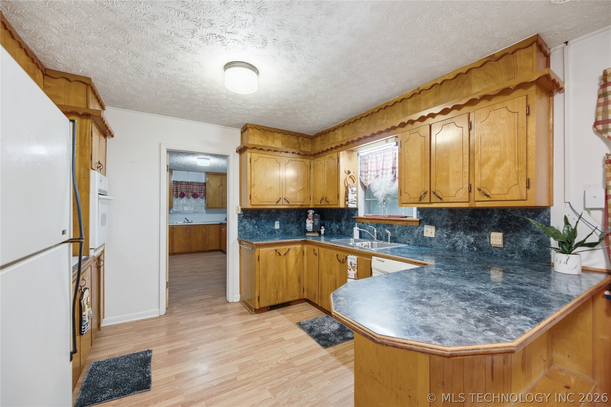 119 W Ross Street Locust Grove OK 74352