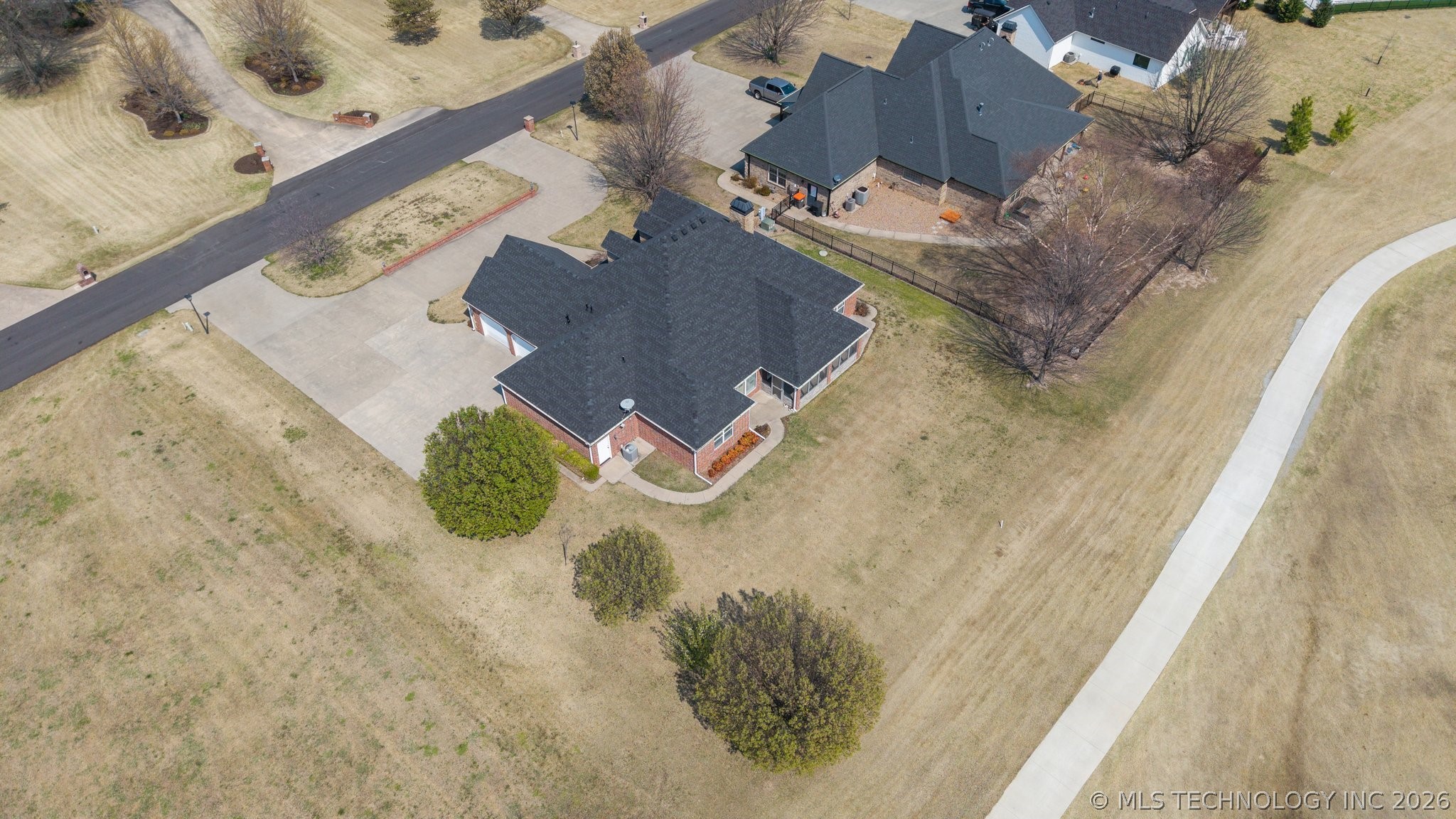 5020 Lake Breeze Road Grove OK 74344