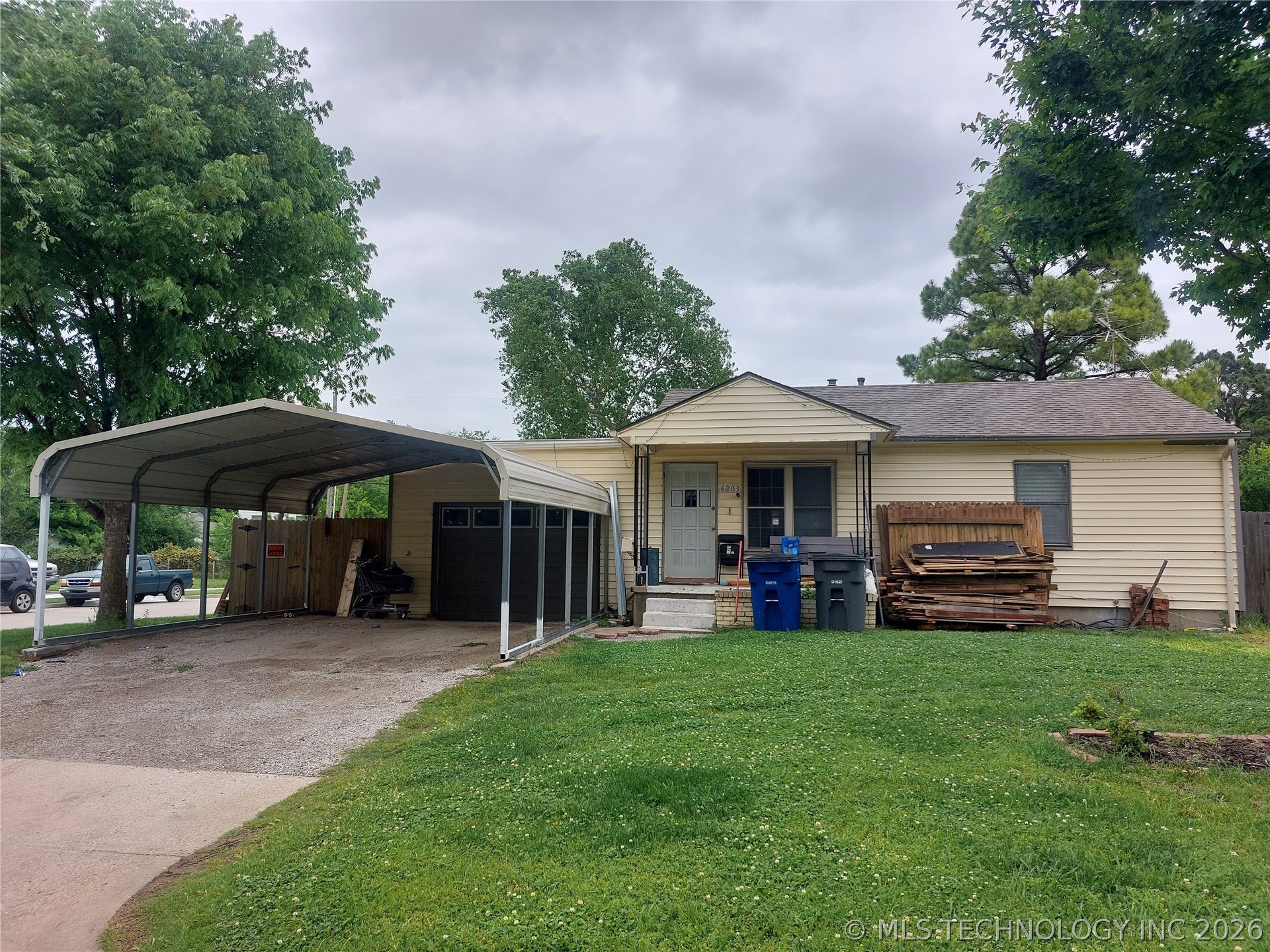 6203 E King Street Tulsa OK 74115