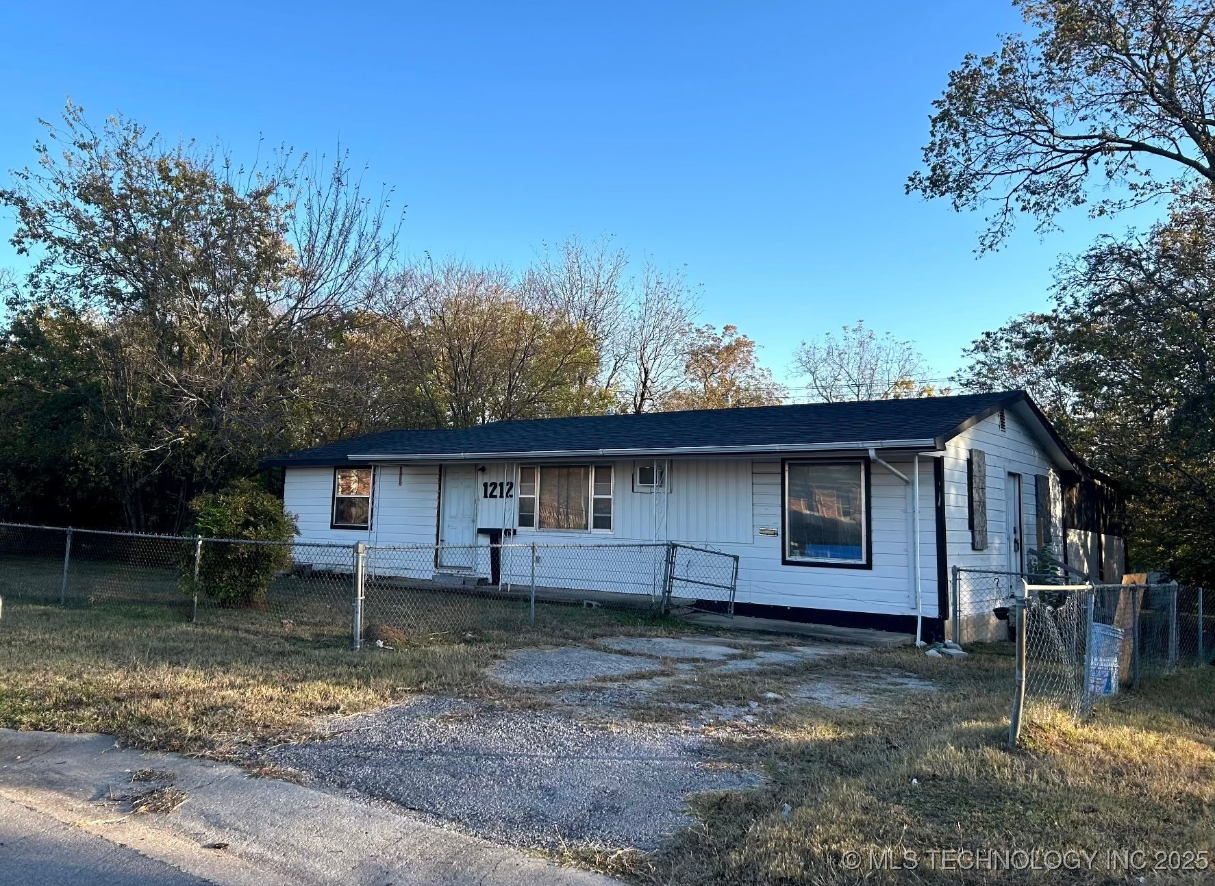 1212 Martin Luther King Boulevard Ardmore OK 73401