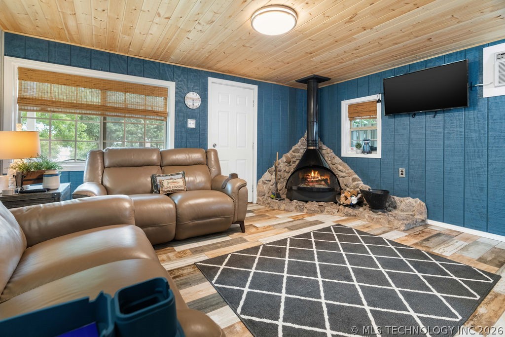 5112 Oakwood Kingston OK 73439