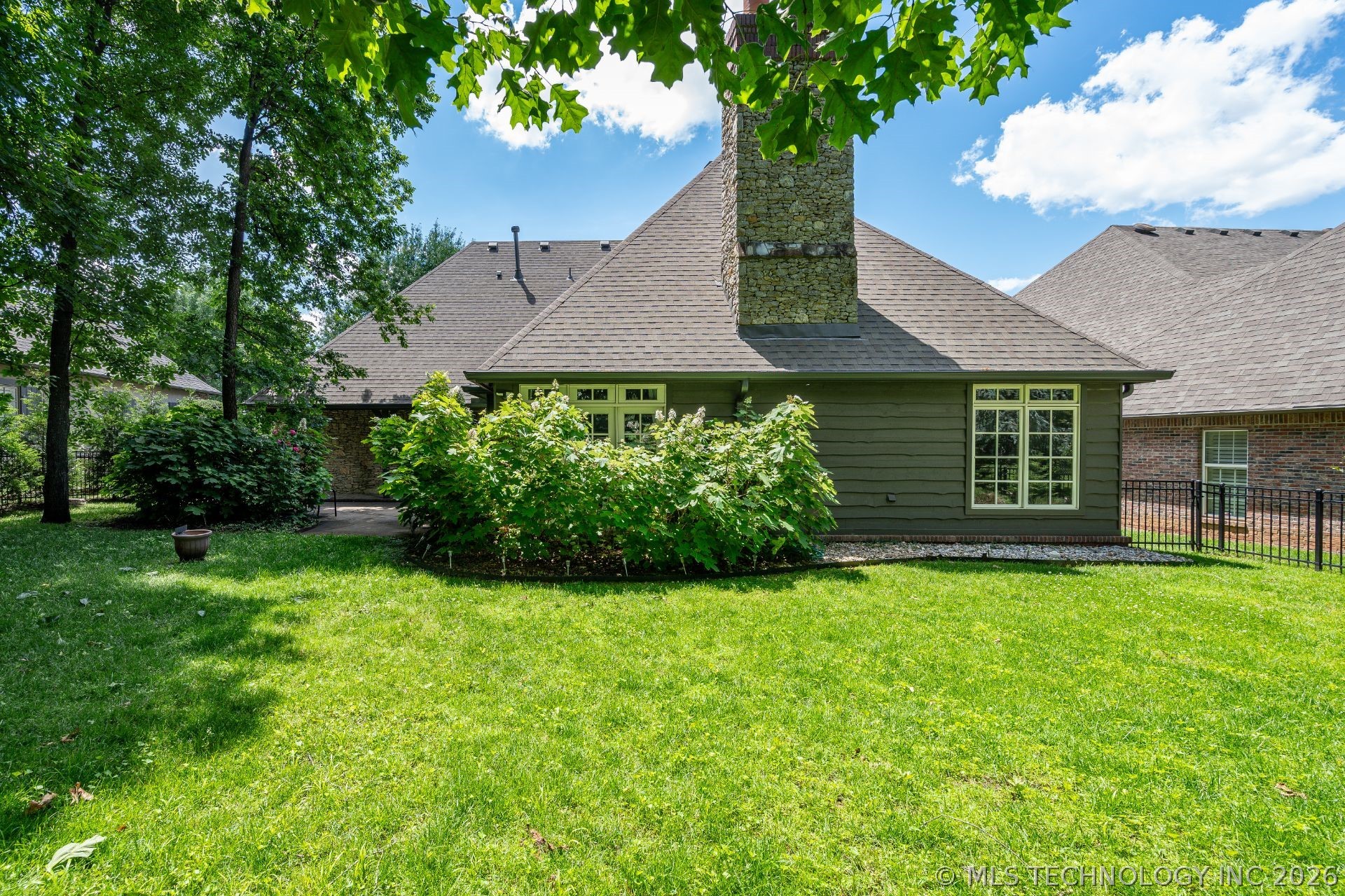 9327 S Jamestown Avenue Tulsa OK 74137