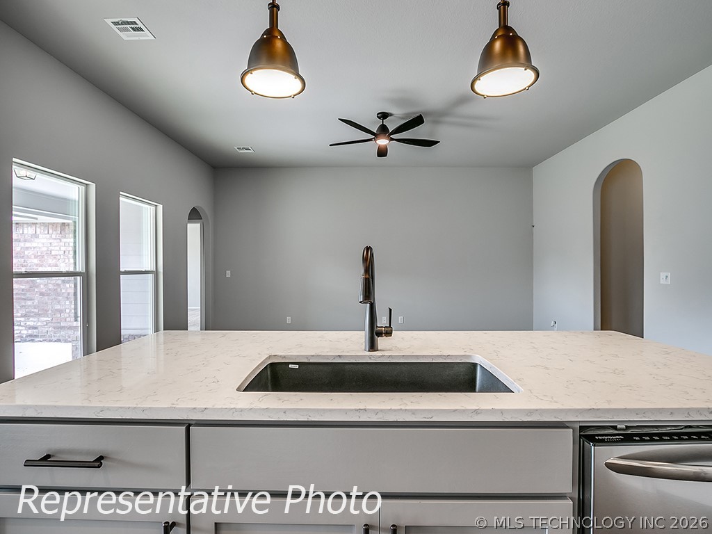 5821 E 124th Terrace S Bixby OK 74008