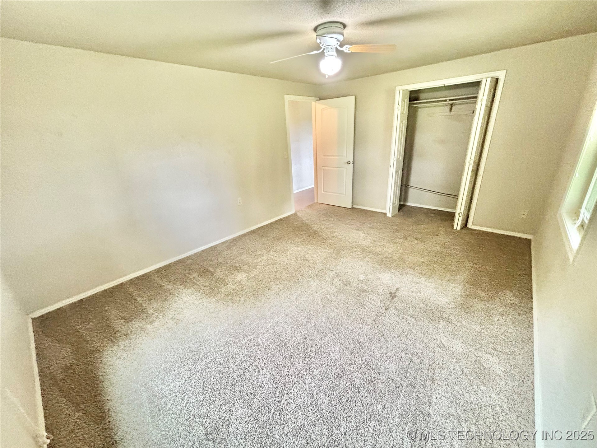 106 E Elk Road Whitefield OK 74472