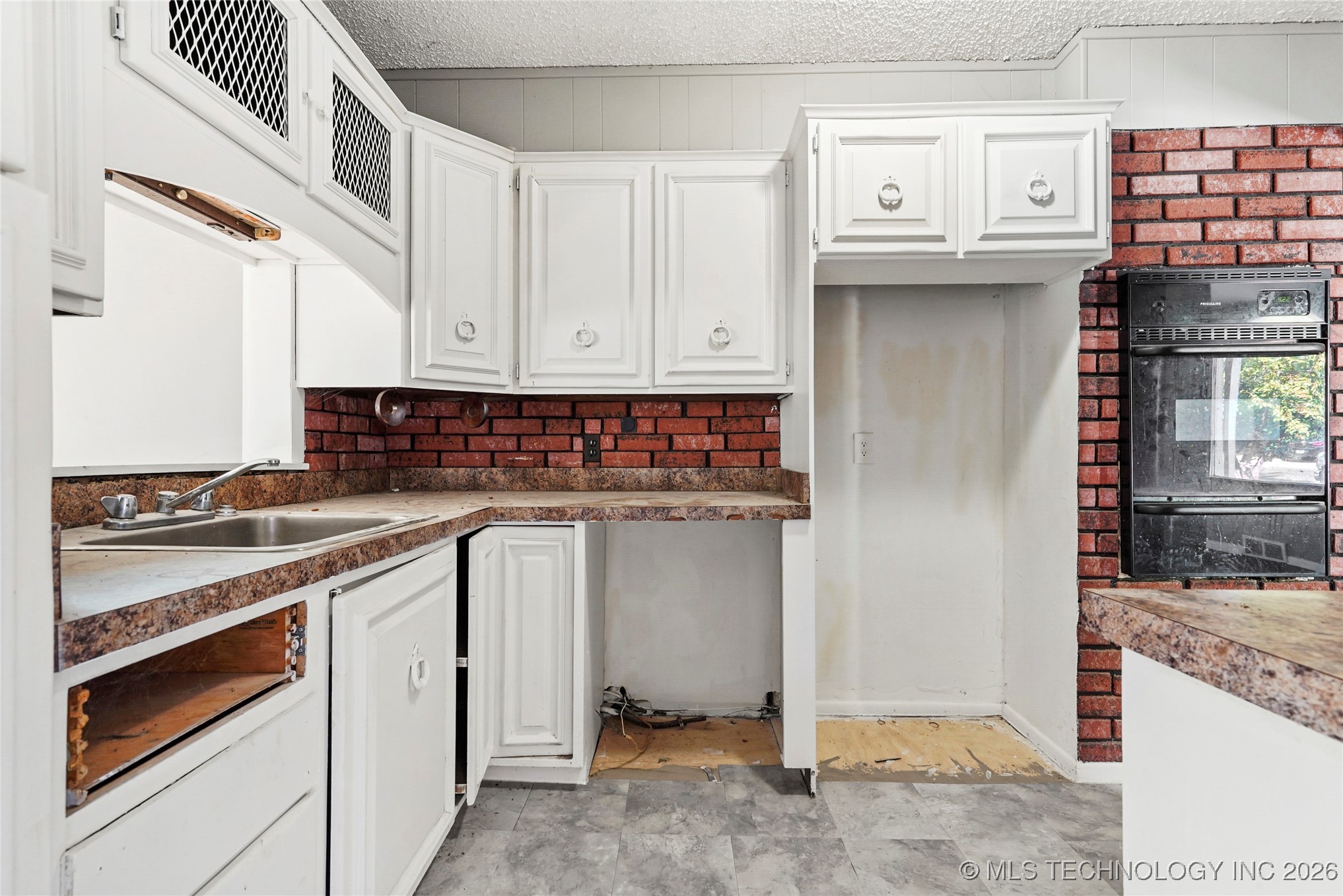 4855 S Maybelle Avenue Tulsa OK 74107