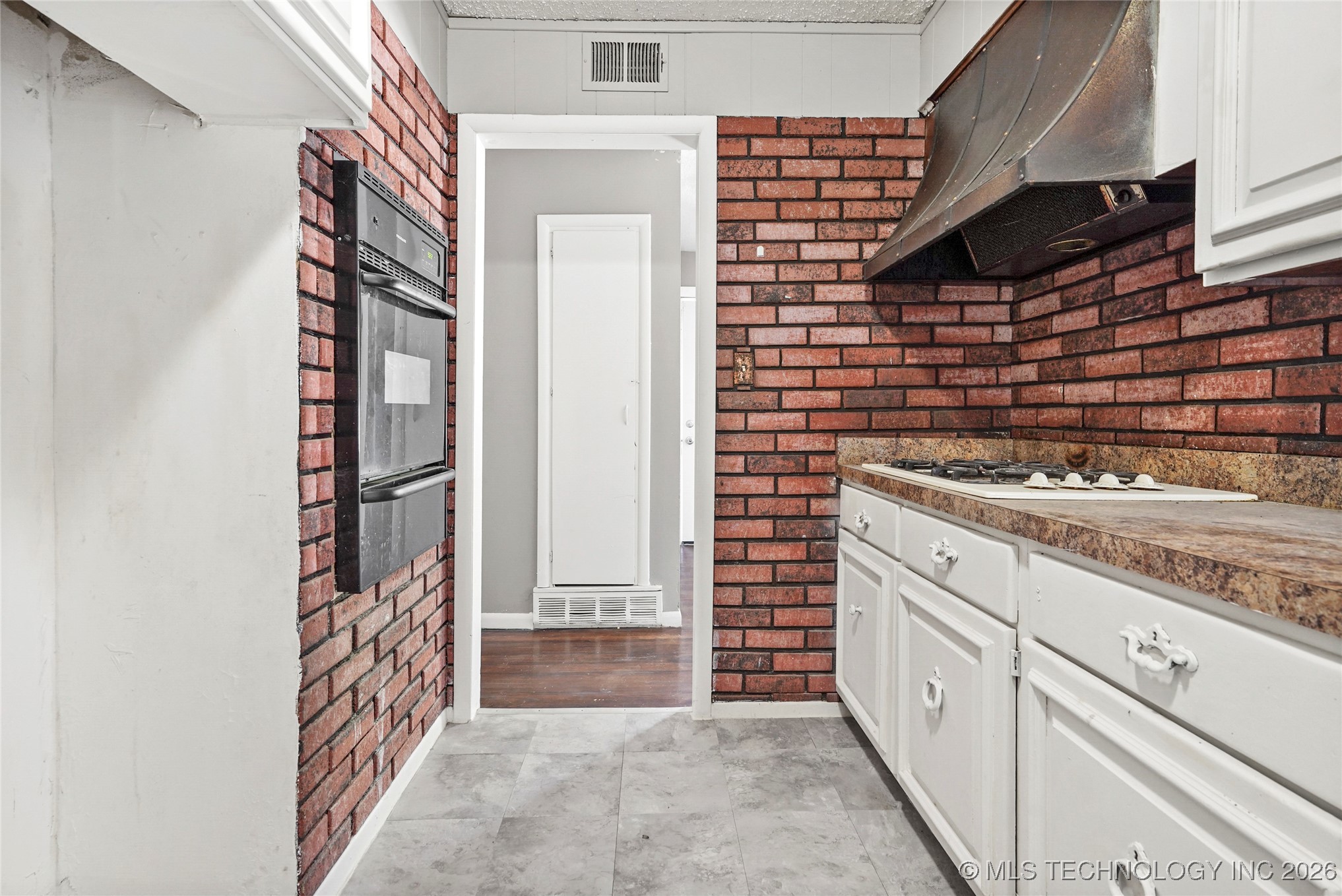 4855 S Maybelle Avenue Tulsa OK 74107