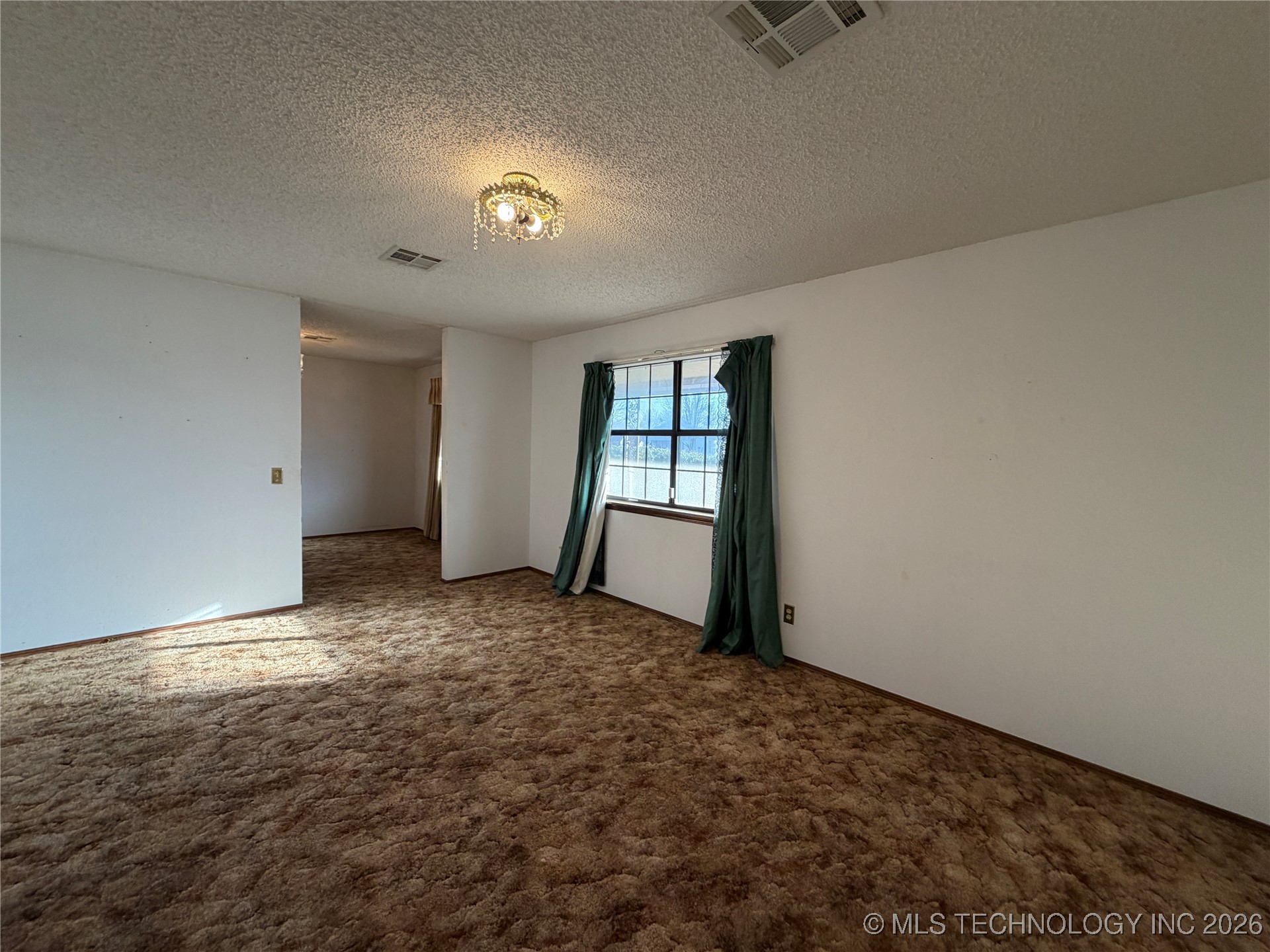 609 Cherokee Hartshorne OK 74547