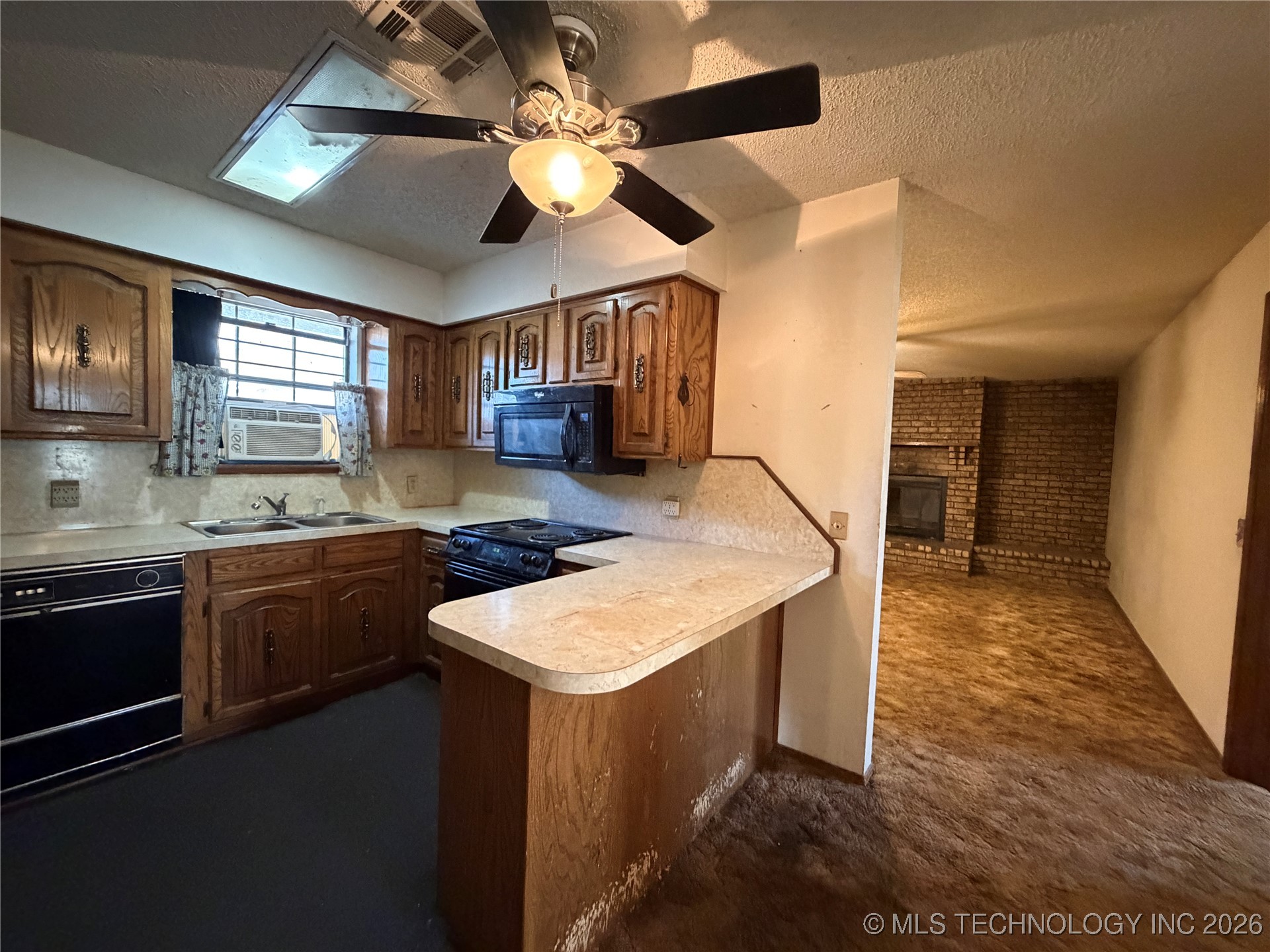 609 Cherokee Hartshorne OK 74547