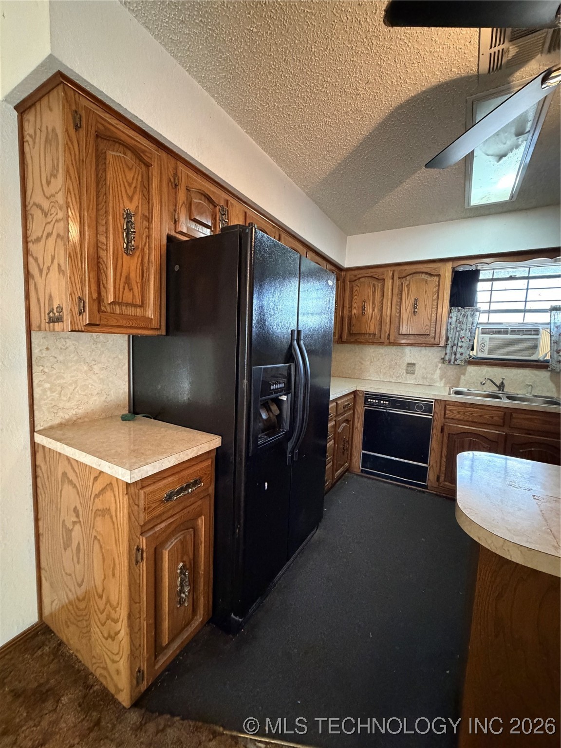 609 Cherokee Hartshorne OK 74547