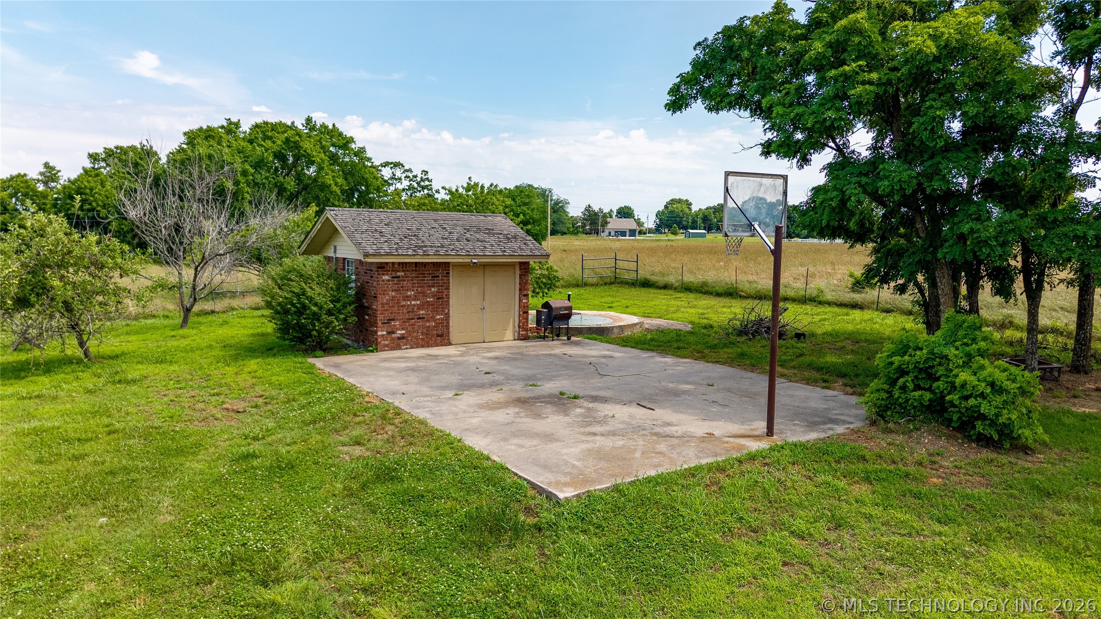 25445 S 663rd Grove Ok, 74344 Road Grove OK 74344