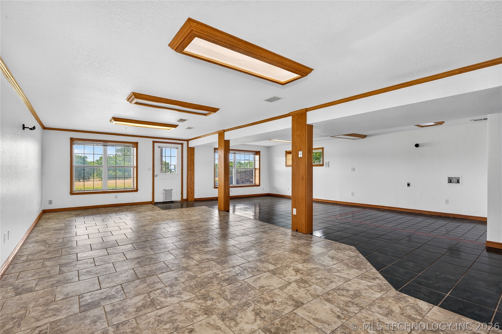 25445 S 663rd Grove Ok, 74344 Road Grove OK 74344