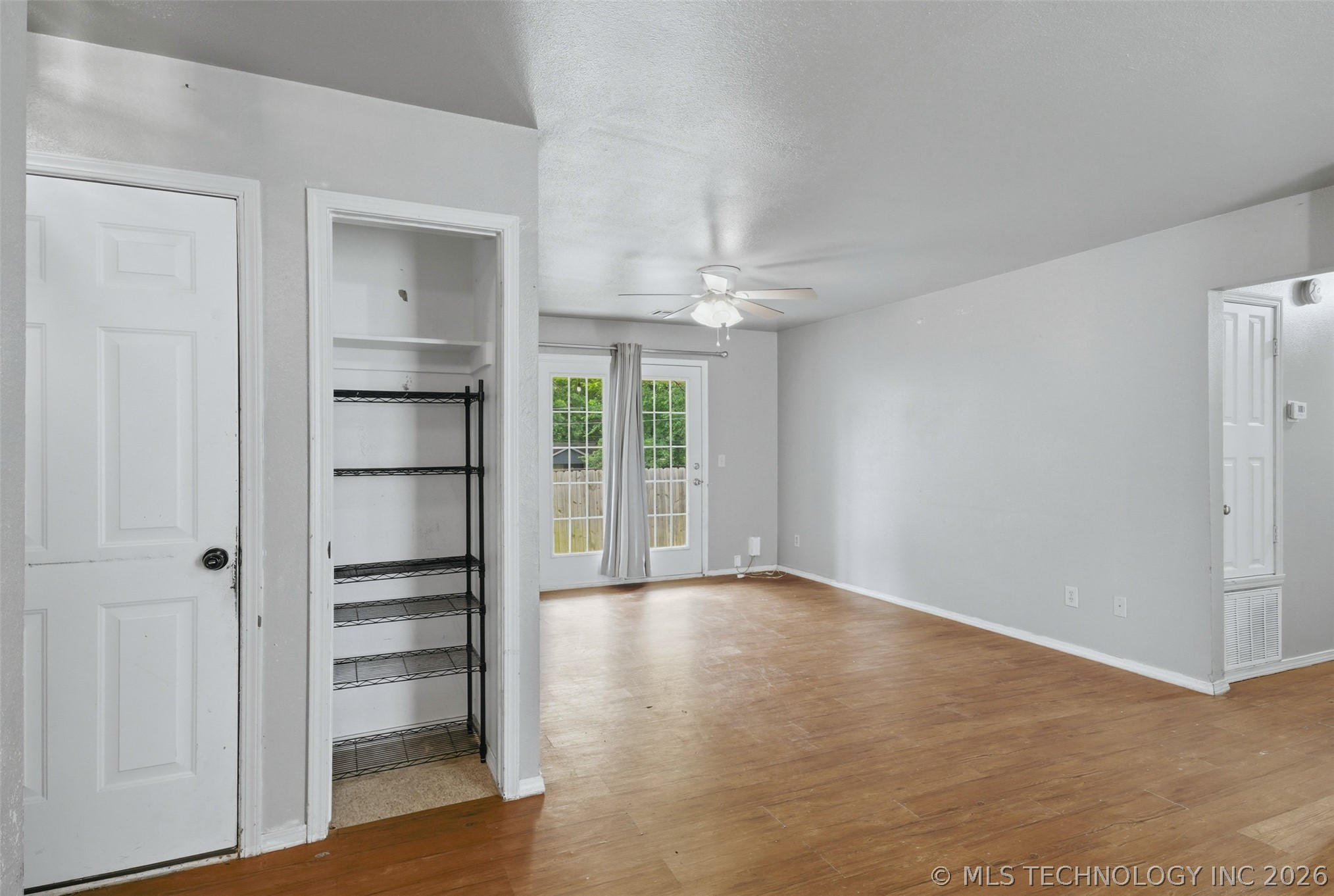 323 W Cypress Street Coweta OK 74429