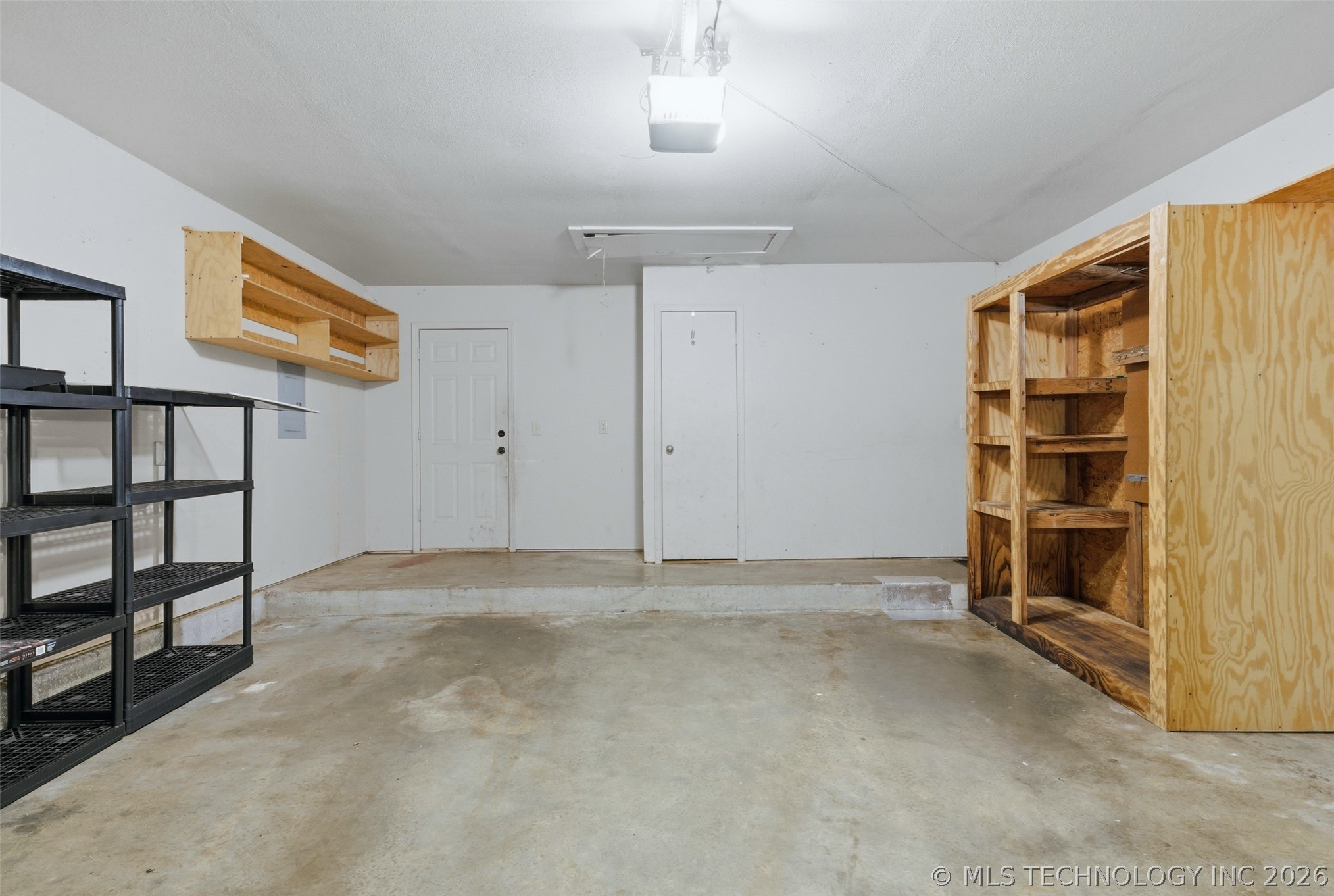 323 W Cypress Street Coweta OK 74429