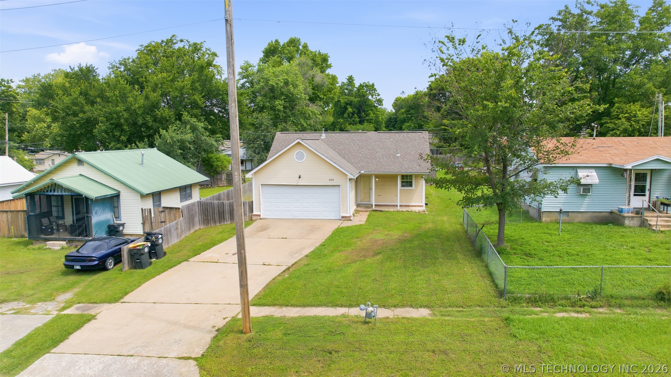 323 W Cypress Street Coweta OK 74429